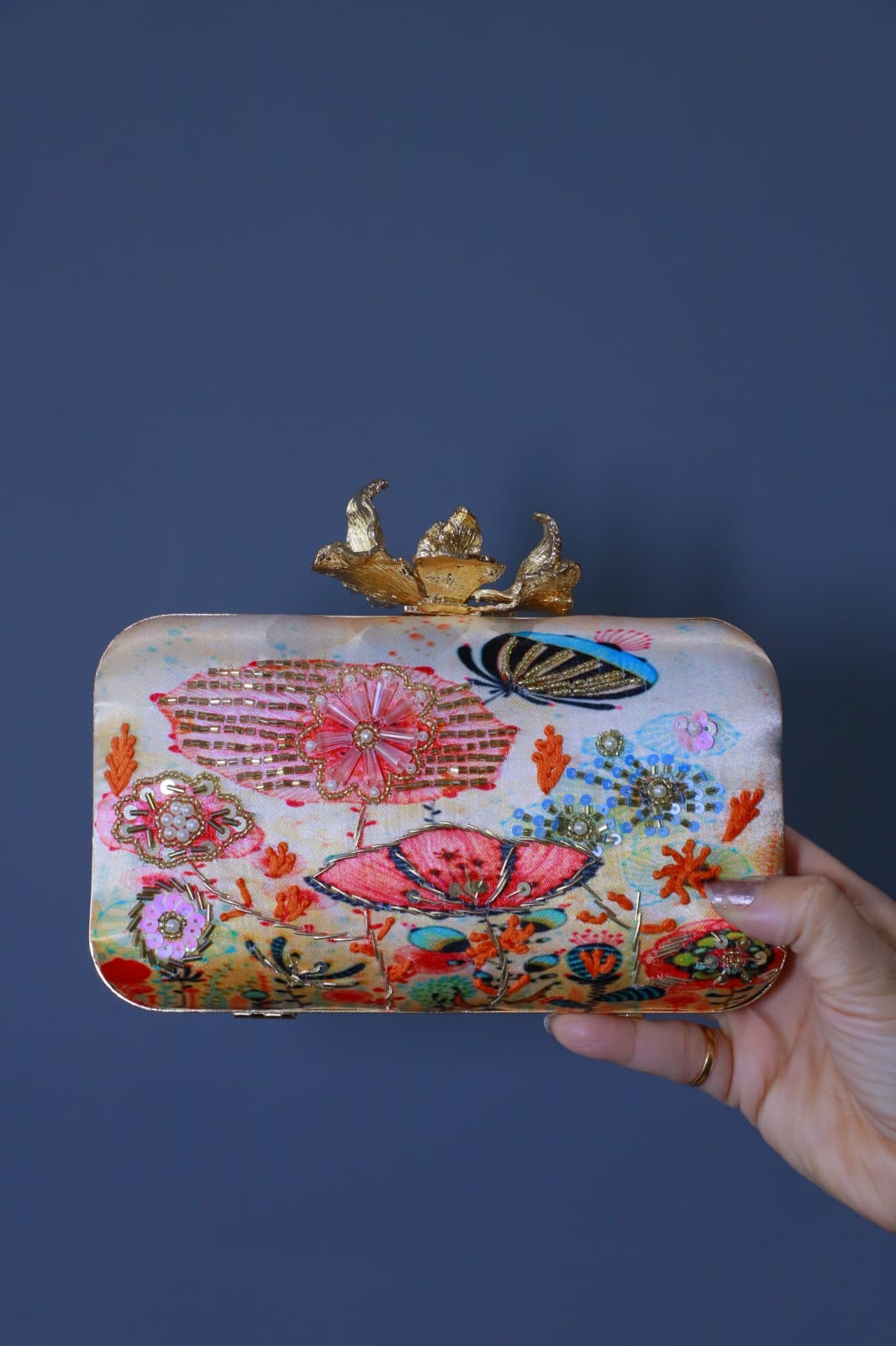 Thread Beaded Work Heavy Embroidery Satin Lock Open Multi Colour Women Handbag