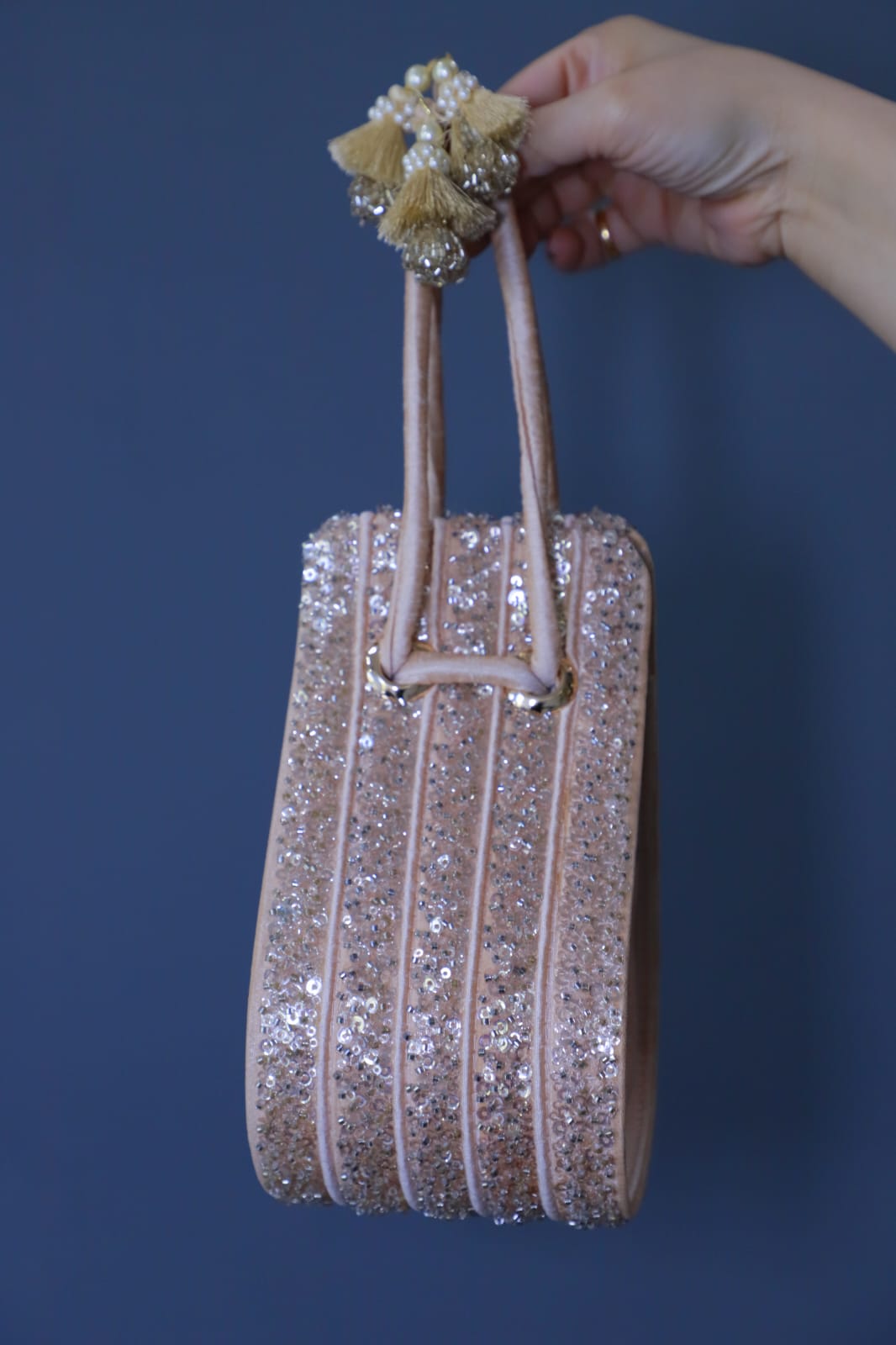 Sequence Work Heavy Embroidery Silk Pull String Peach Women Handbag