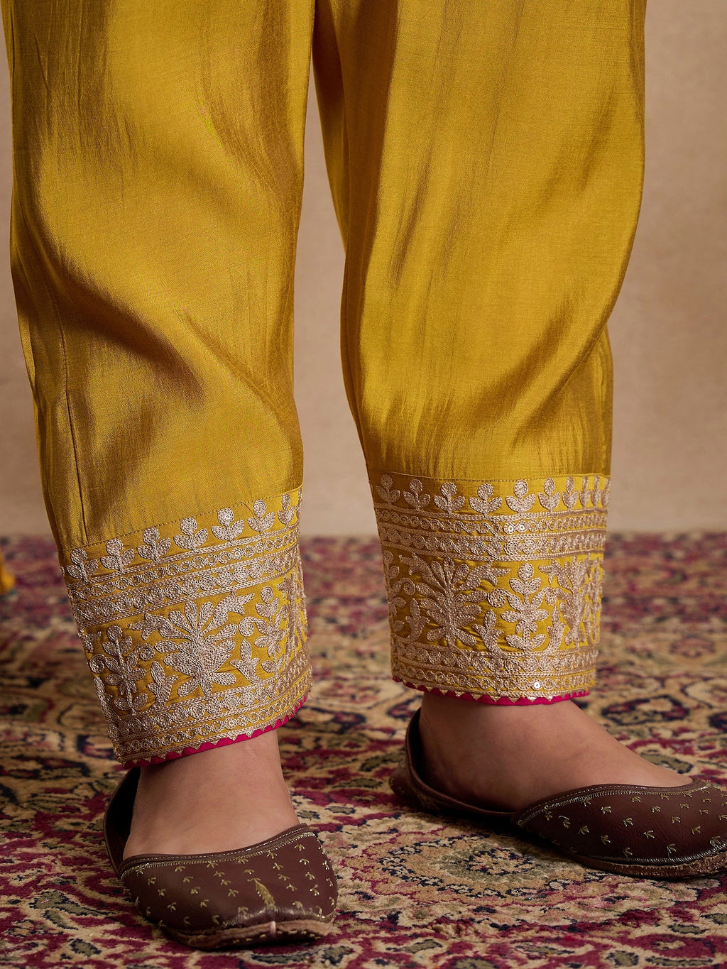 Floral Embroidered Zari Georgette Kurta with Trousers & Dupatta - ID