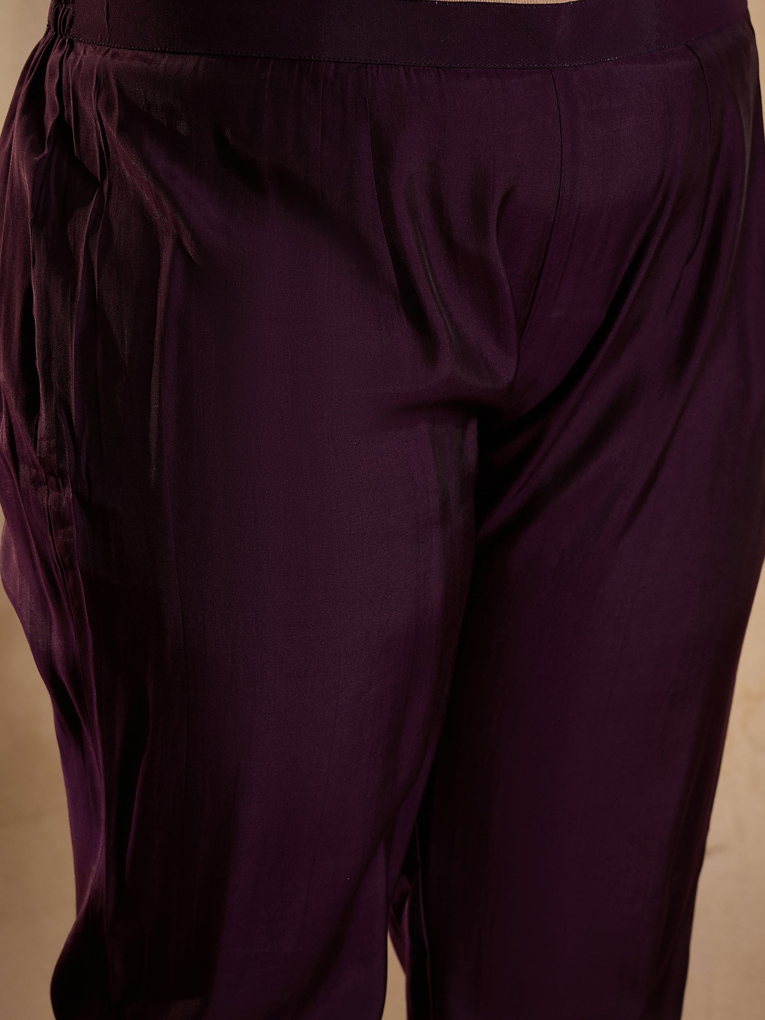 Floral Embroidered Empire Sequinned Georgette Anarkali Kurta with Trousers - ID