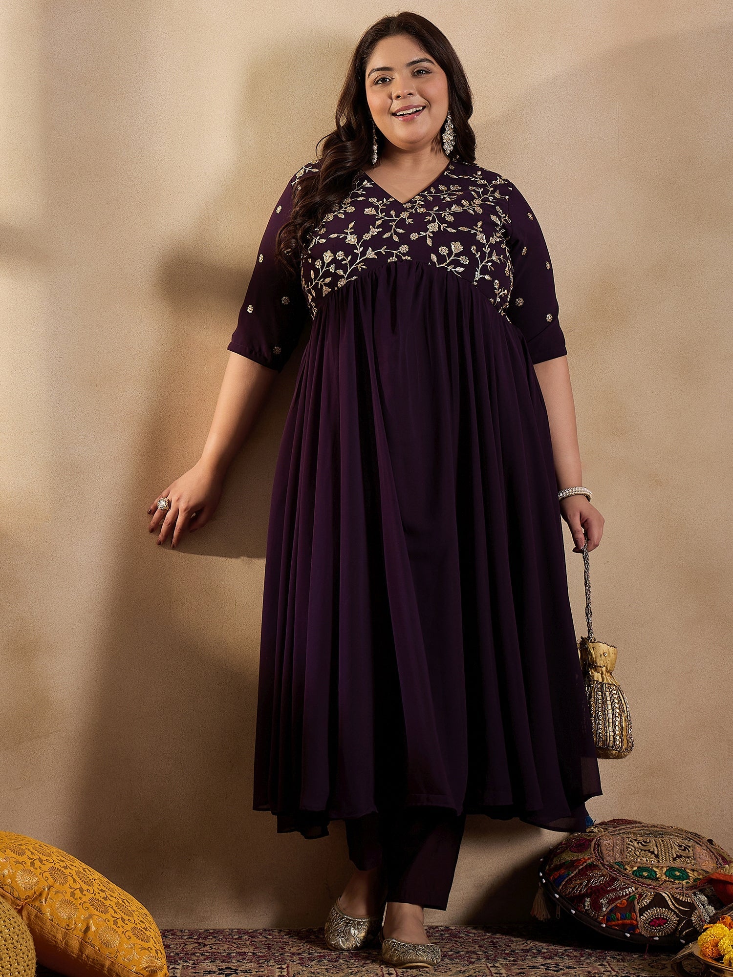 Floral Embroidered Empire Sequinned Georgette Anarkali Kurta with Trousers - ID