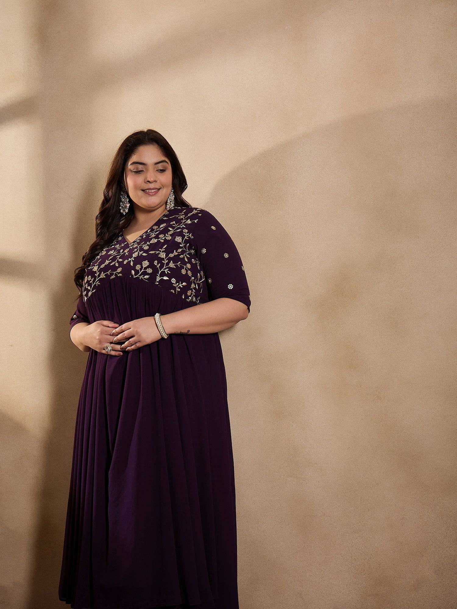 Floral Embroidered Empire Sequinned Georgette Anarkali Kurta with Trousers - ID