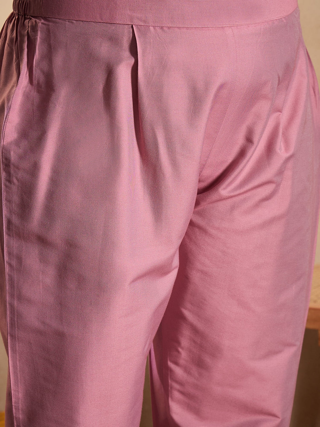 Floral Embroidered Sequinned Straight Kurta with Trouser & Dupatta - ID