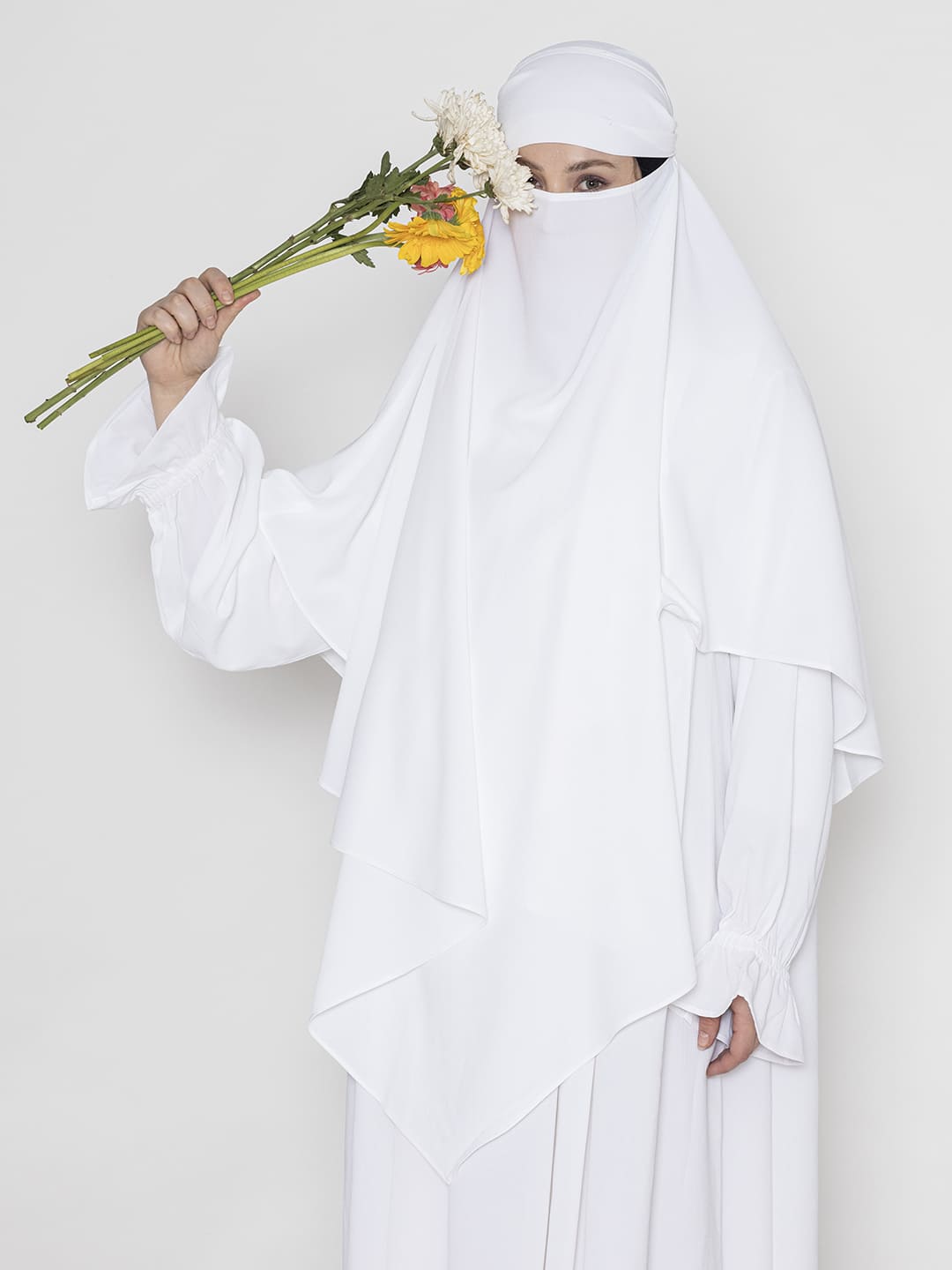 Front Pleated Abaya With Elasticated Sleeves & Khimar White