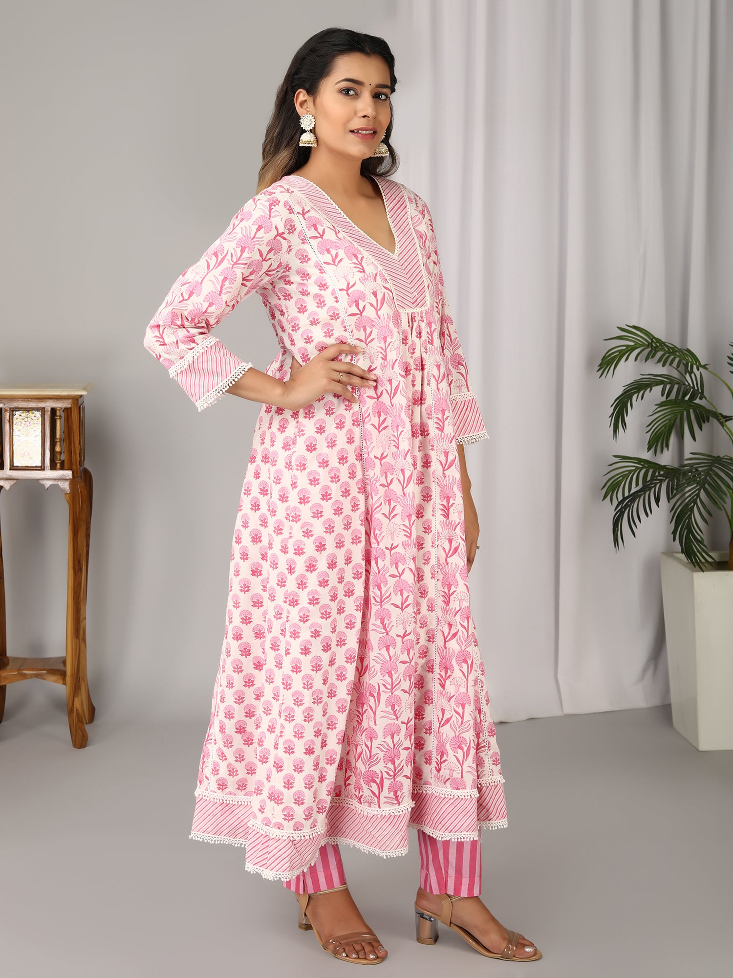 Off white Pink Hand Block Printed V-Neck, Yoke Front Gather Kurta