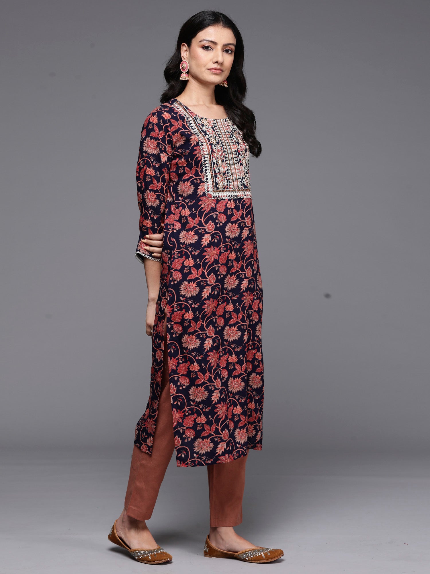 Navy Blue Printed Straight Kurtas