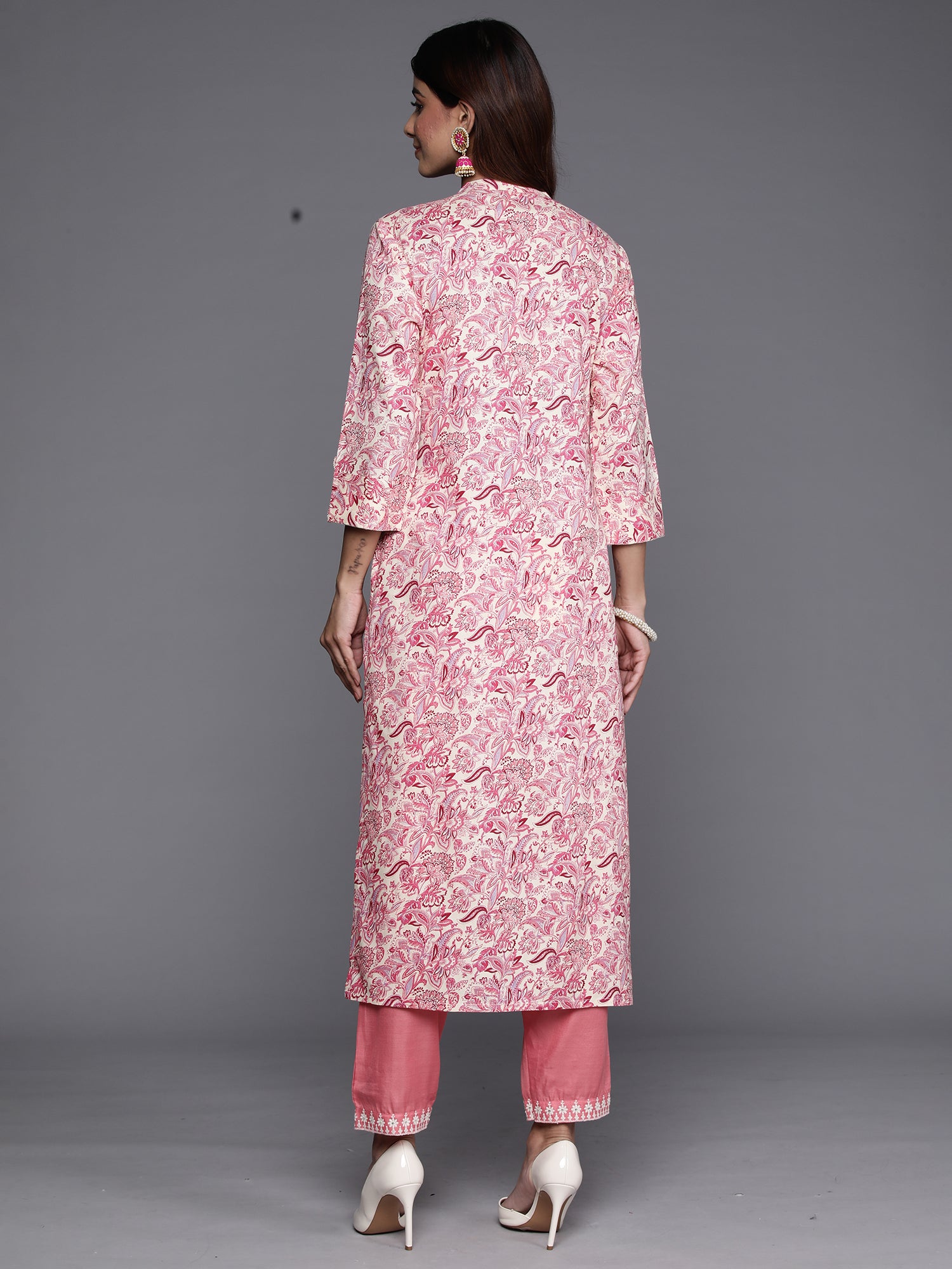 Pink Printed Straight Kurtas