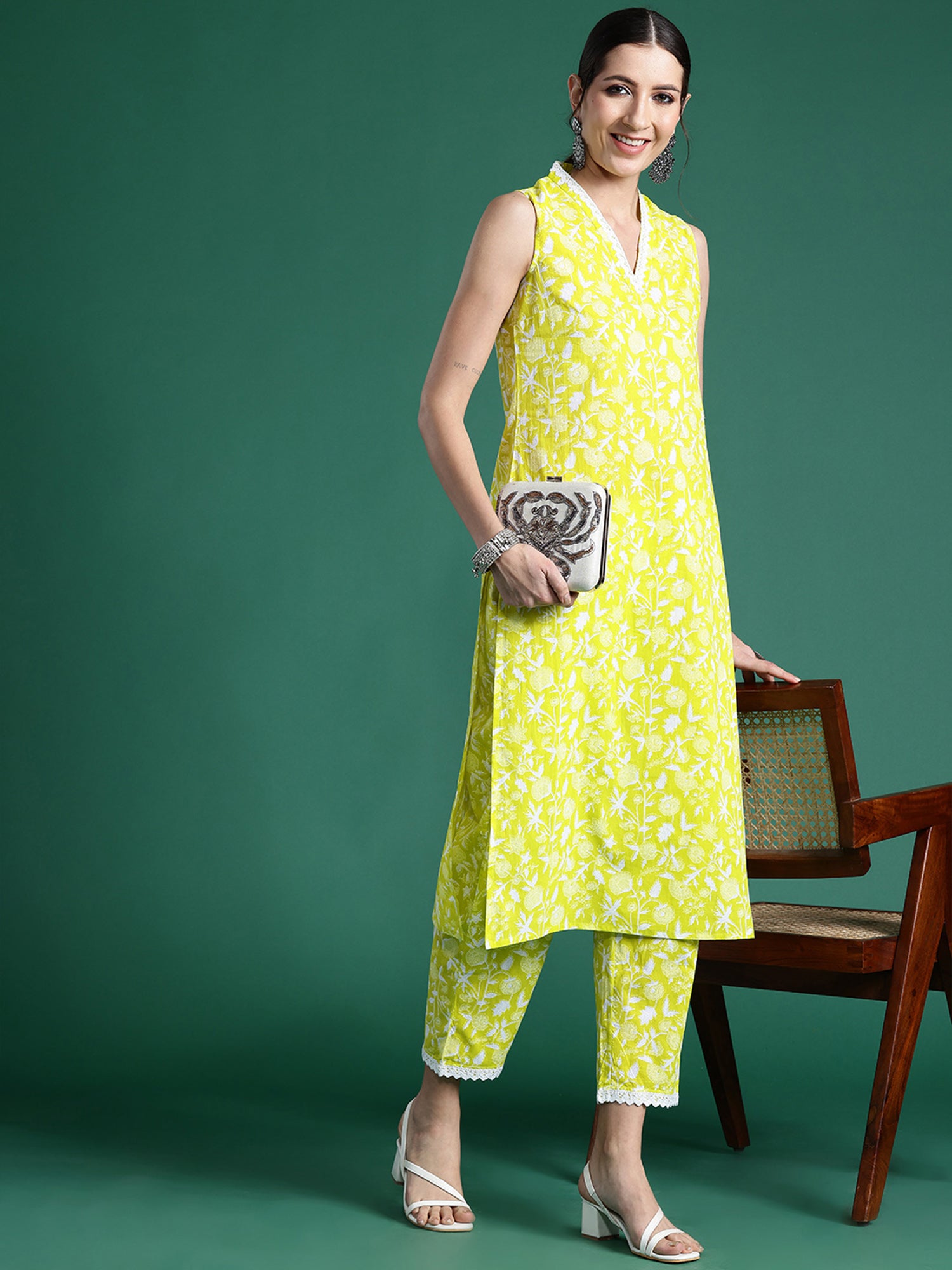 Green Printed Straight Kurta Trousers set