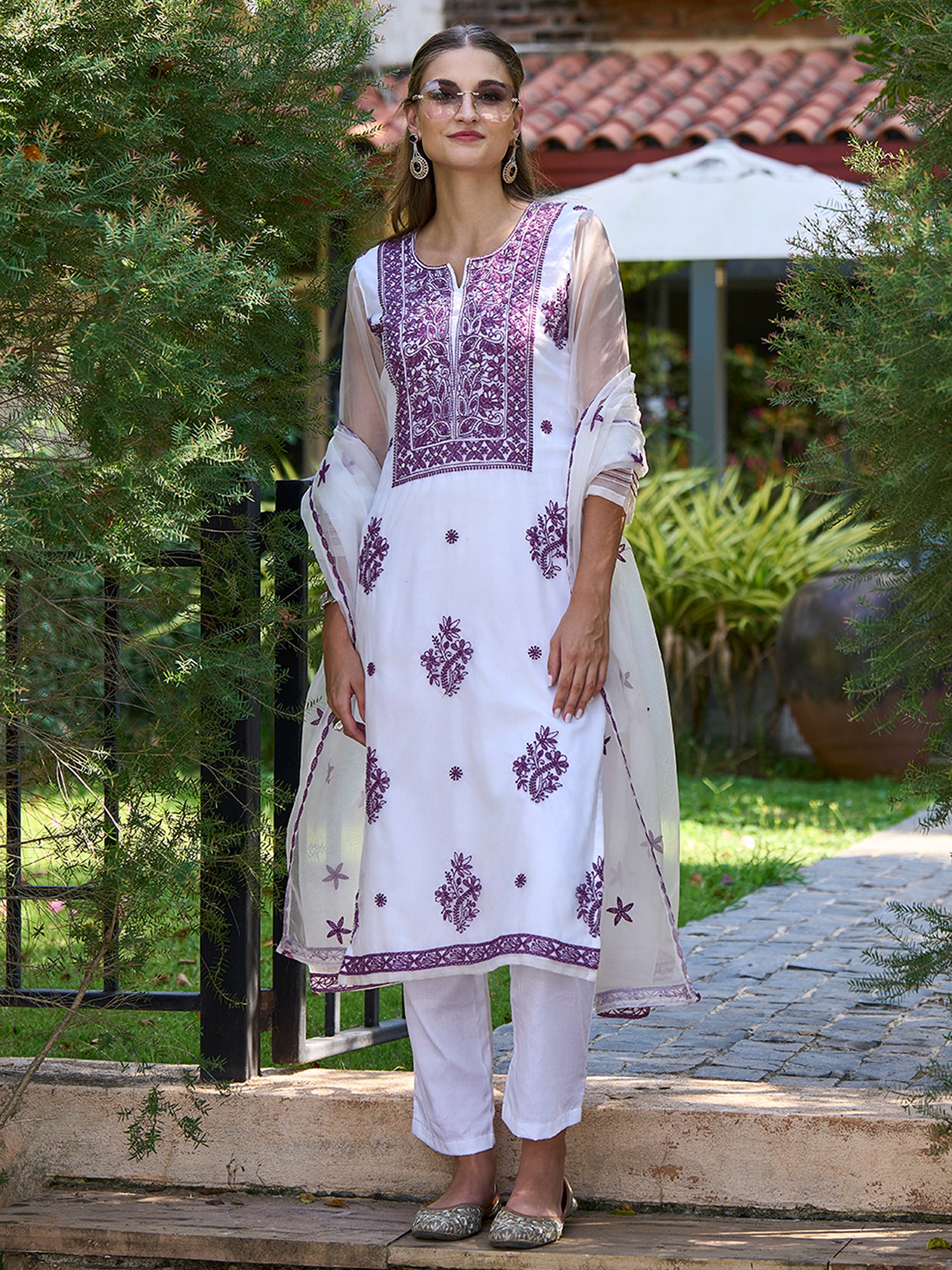 White Embroidered Straight Kurta Trousers With Dupatta Set