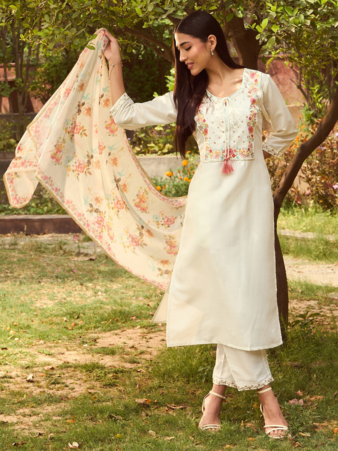 White Embroidered Straight Kurta Trousers With Dupatta Set