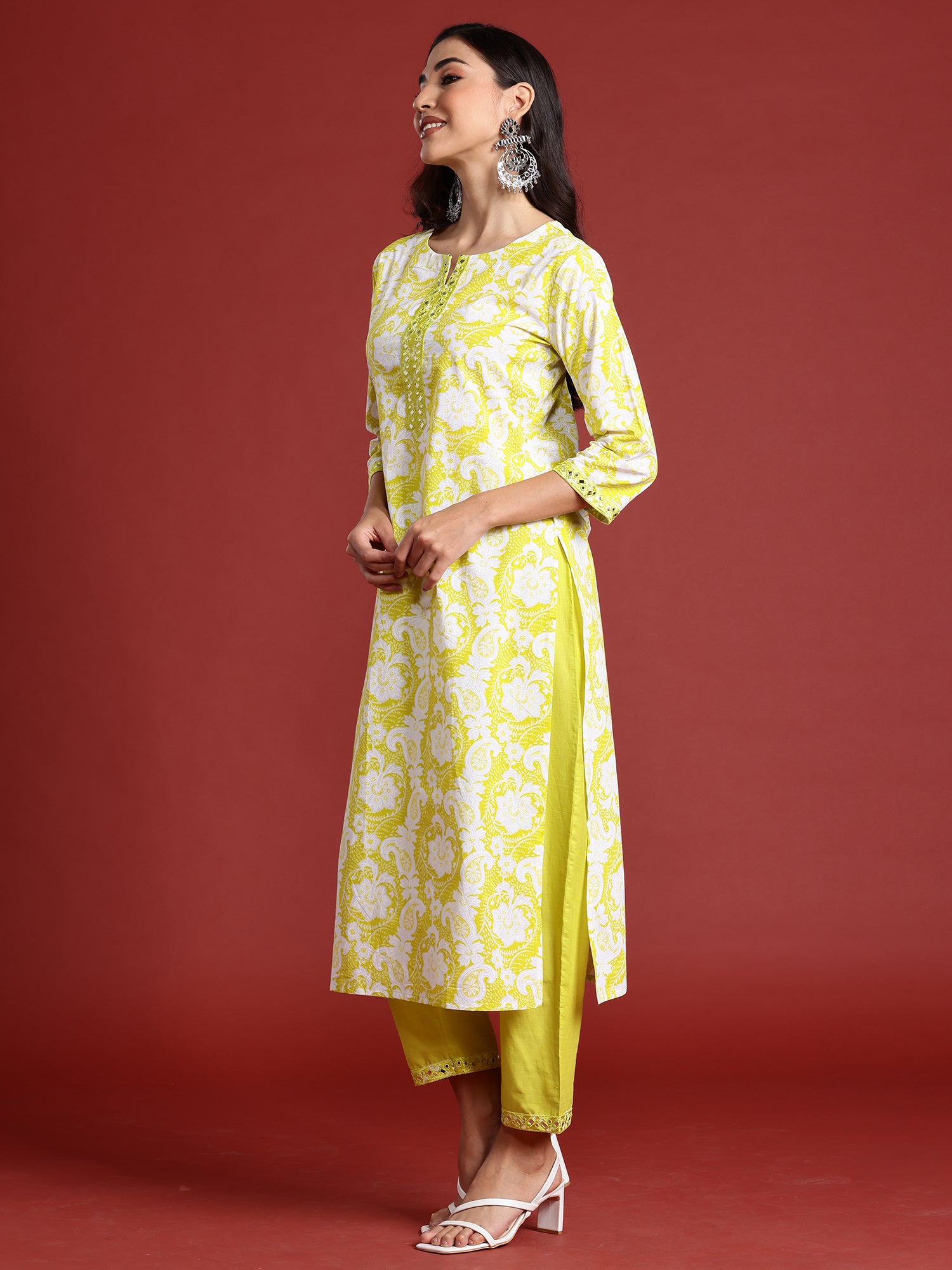 Green Printed Straight Kurta Trousers With Dupatta set