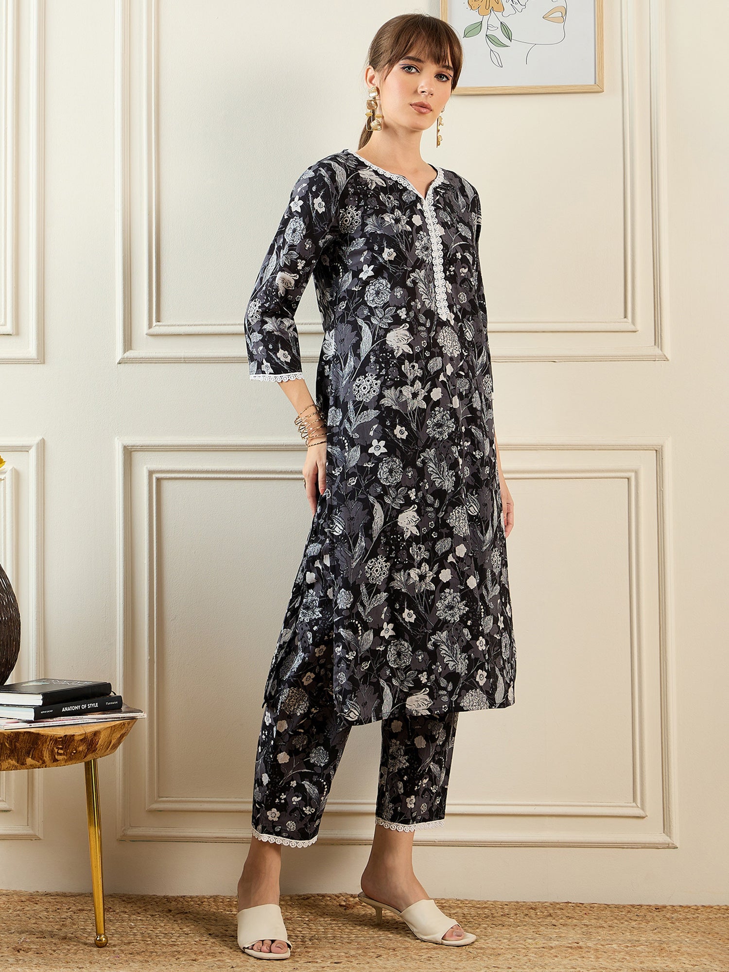 Black Printed Straight Kurta Trousers set