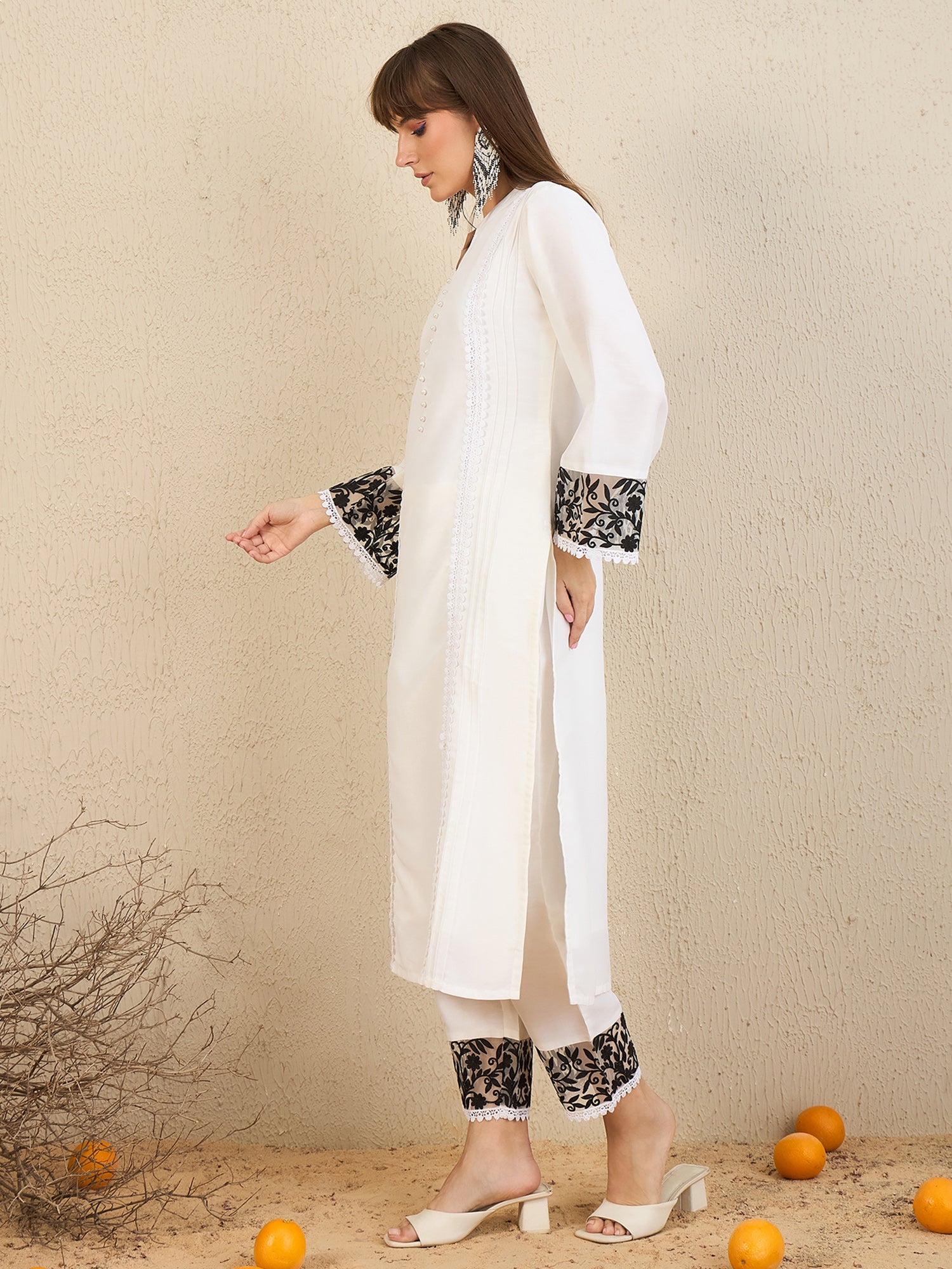 White Embroidered Straight Kurta Trousers set