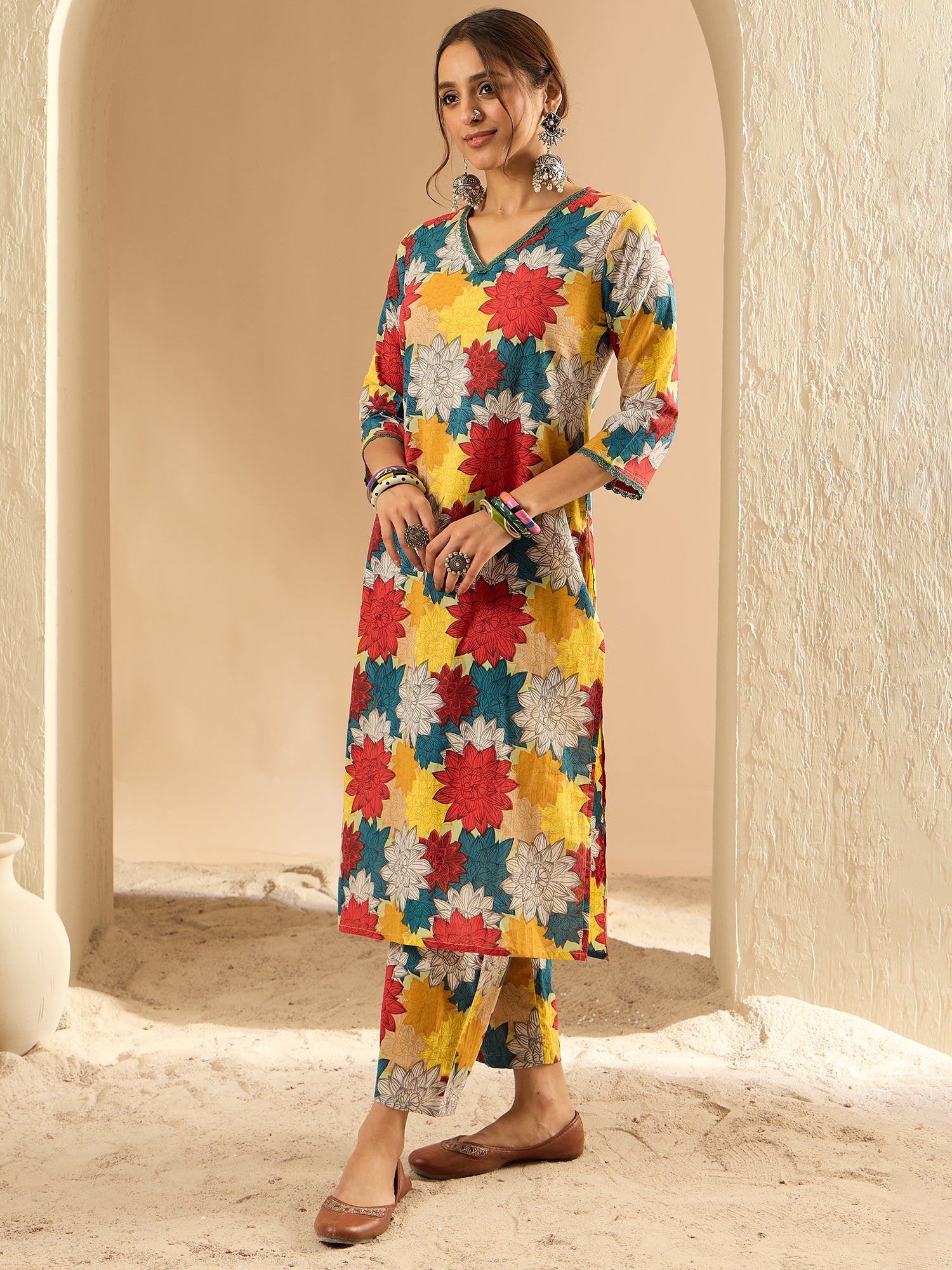 Multi Printed Straight Kurta Trousers set