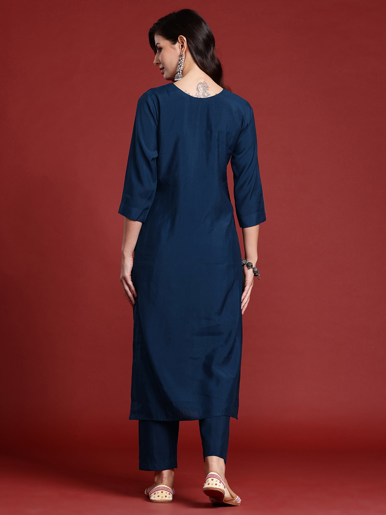 Blue Embroidered Straight Kurta Trousers set