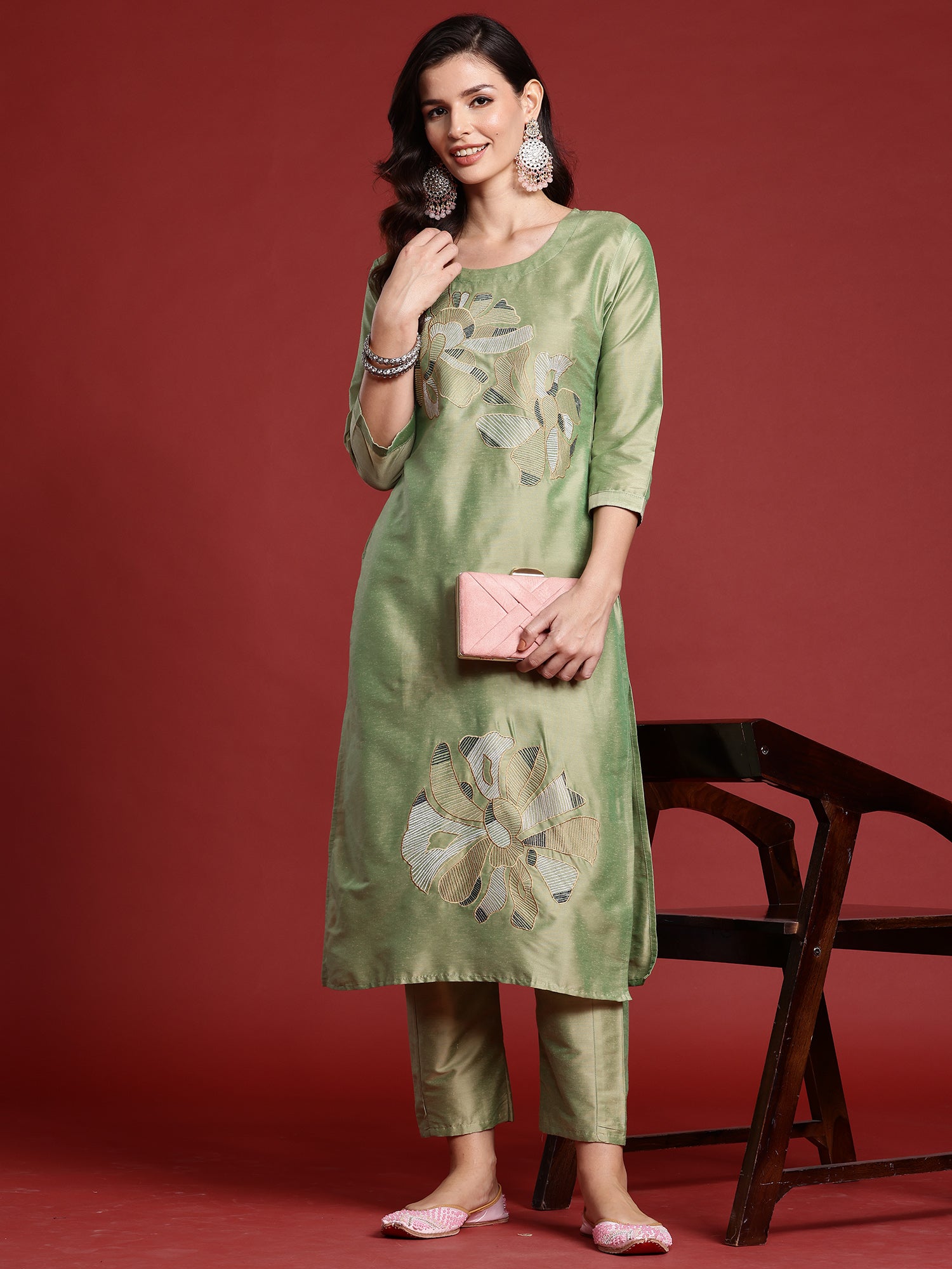 Green Embroidered Straight Kurta Trousers set