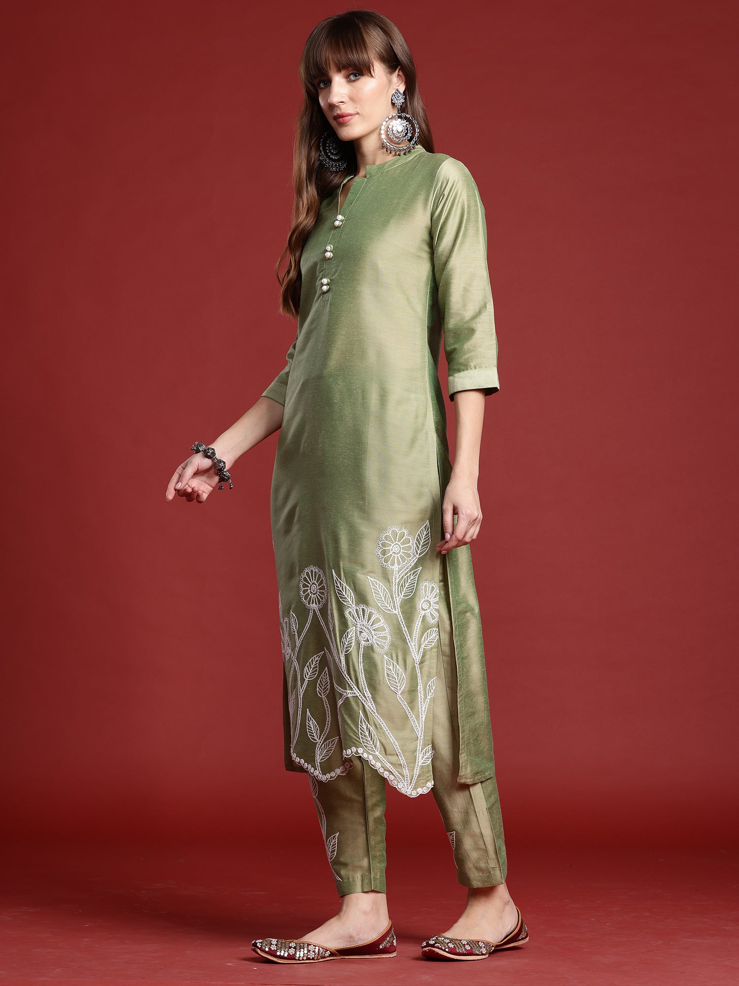 Green Embroidered Straight Kurta Trousers set