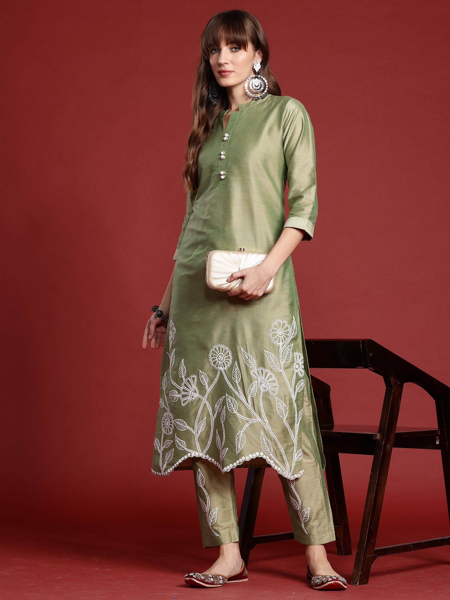 Green Embroidered Straight Kurta Trousers set