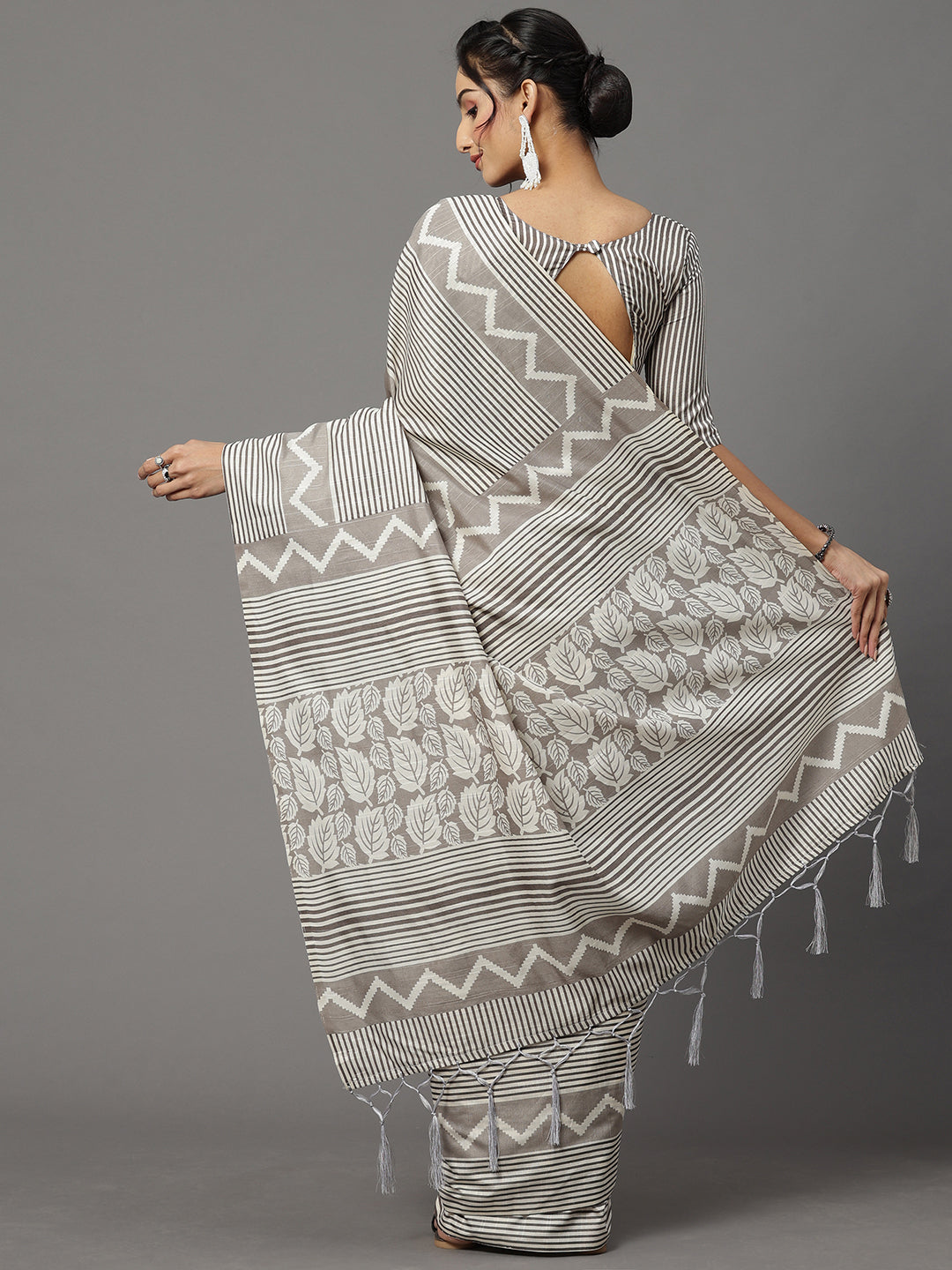 Bhagalpuri Silk Grey Printed Designer Saree With Blouse