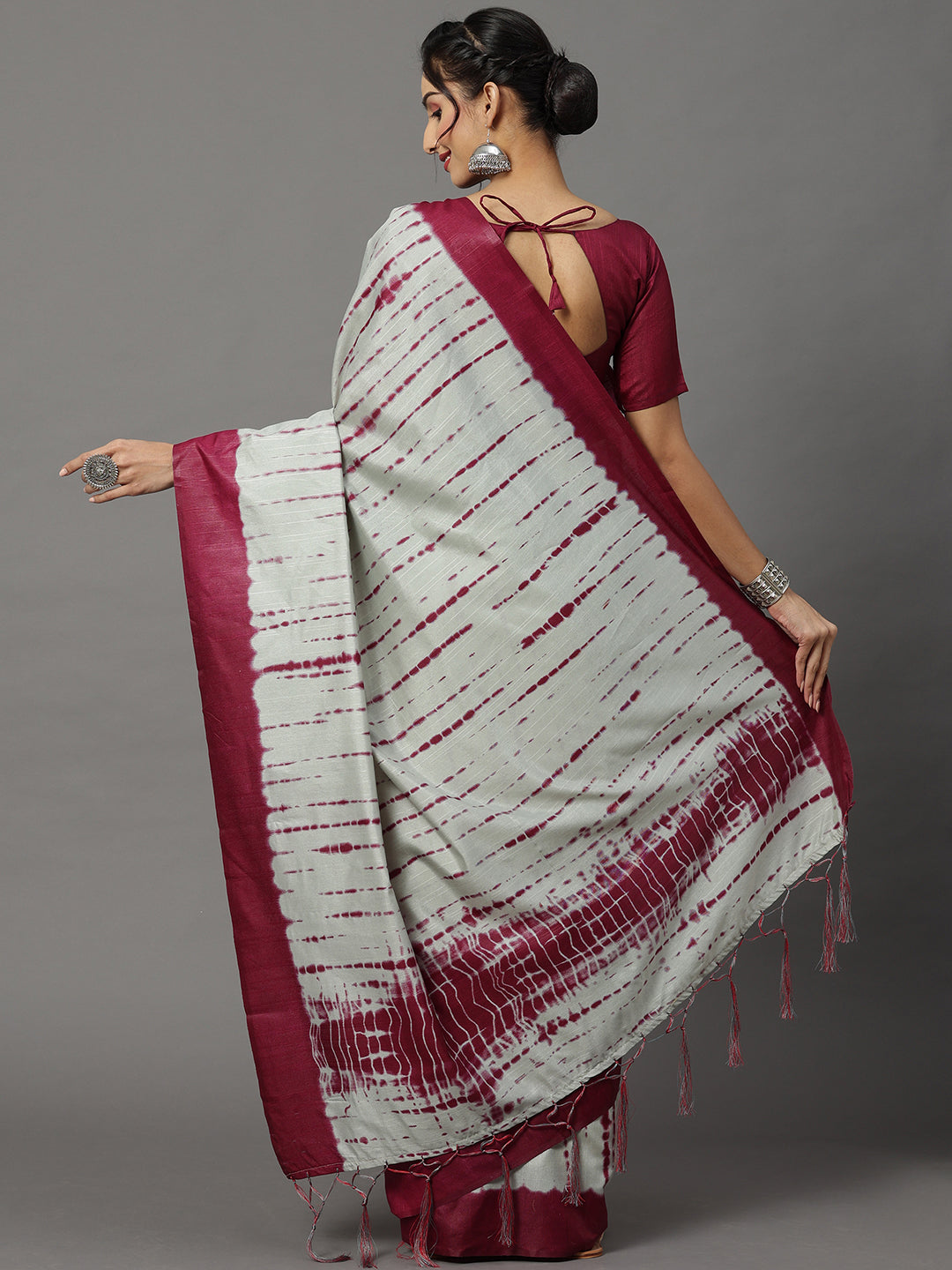 Bhagalpuri Silk Grey Printed Designer Saree With Blouse