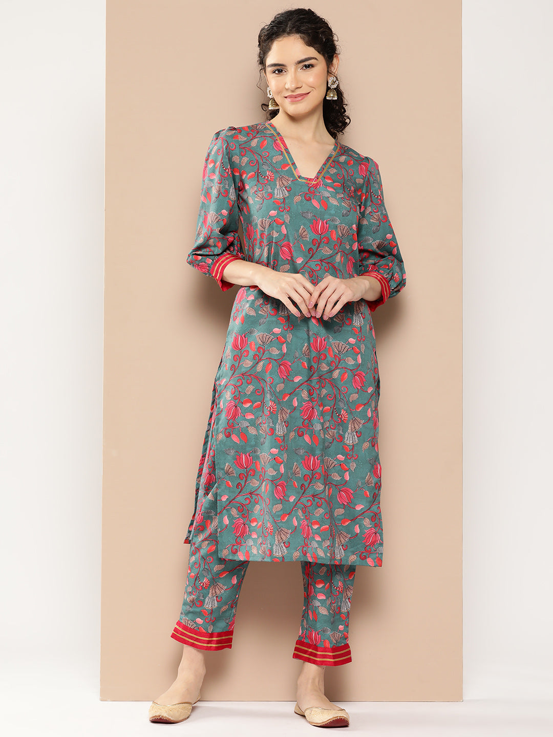 Green Floral Printed Gotta Patti Kurta with Trousers