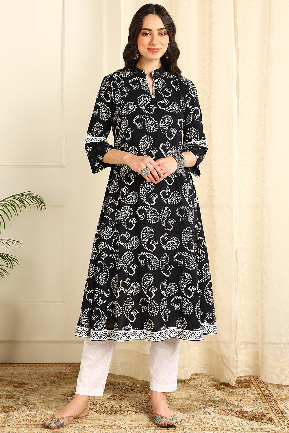 Black & White 'A' Line Bagru Kurta