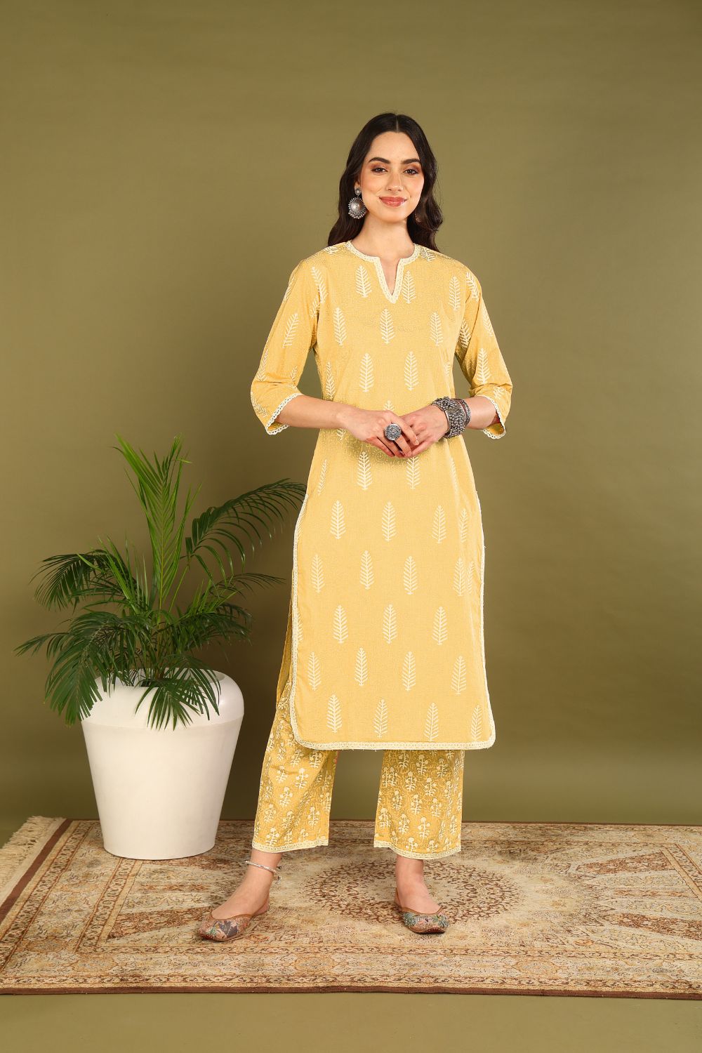 Yellow-White Khari Kurta (Set of 2)