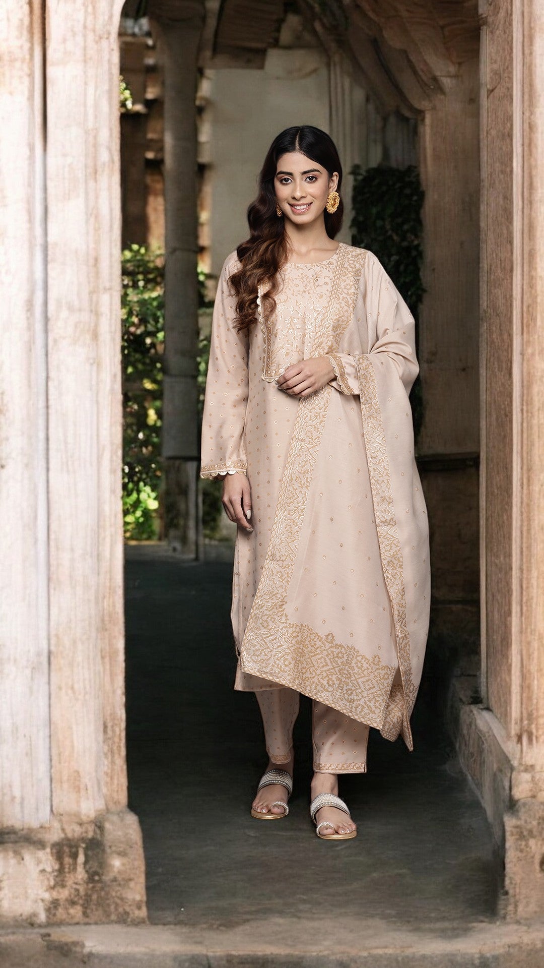 Ethnic Motifs Printed Gotta Patti Kurta with Trousers & Dupatta