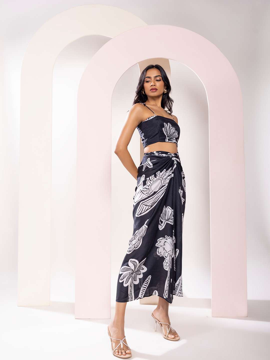 Chalk Printed Bustier & Skirt Co-ord Set (Set of 2)