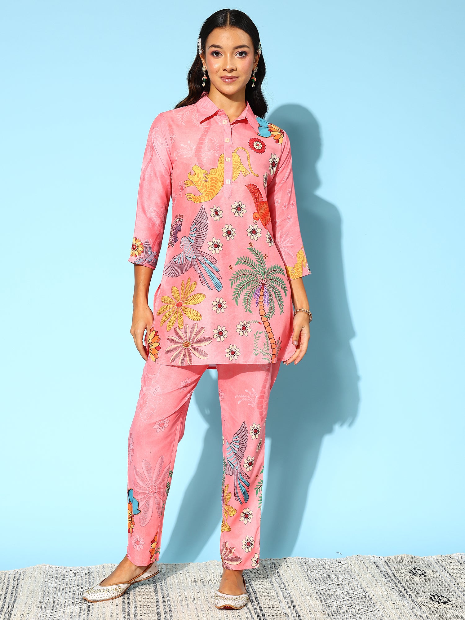 Women Conversational Printed Co-Ords Set