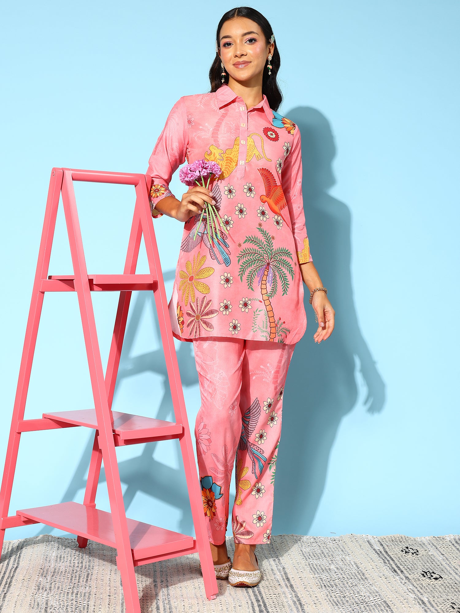 Women Conversational Printed Co-Ords Set