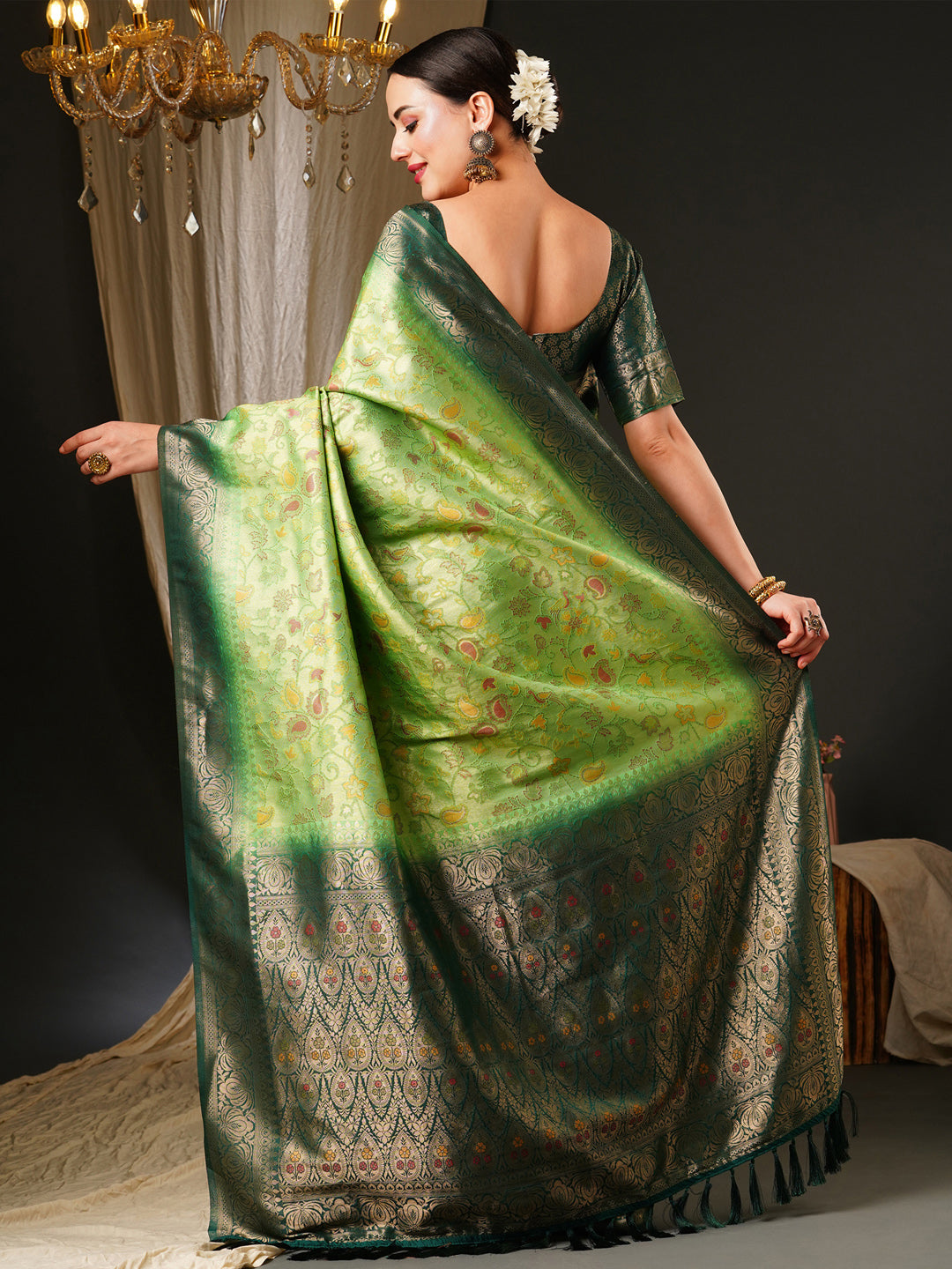 Kanjeevaram Silk Light Green Woven Design Celebrity Saree With Blouse