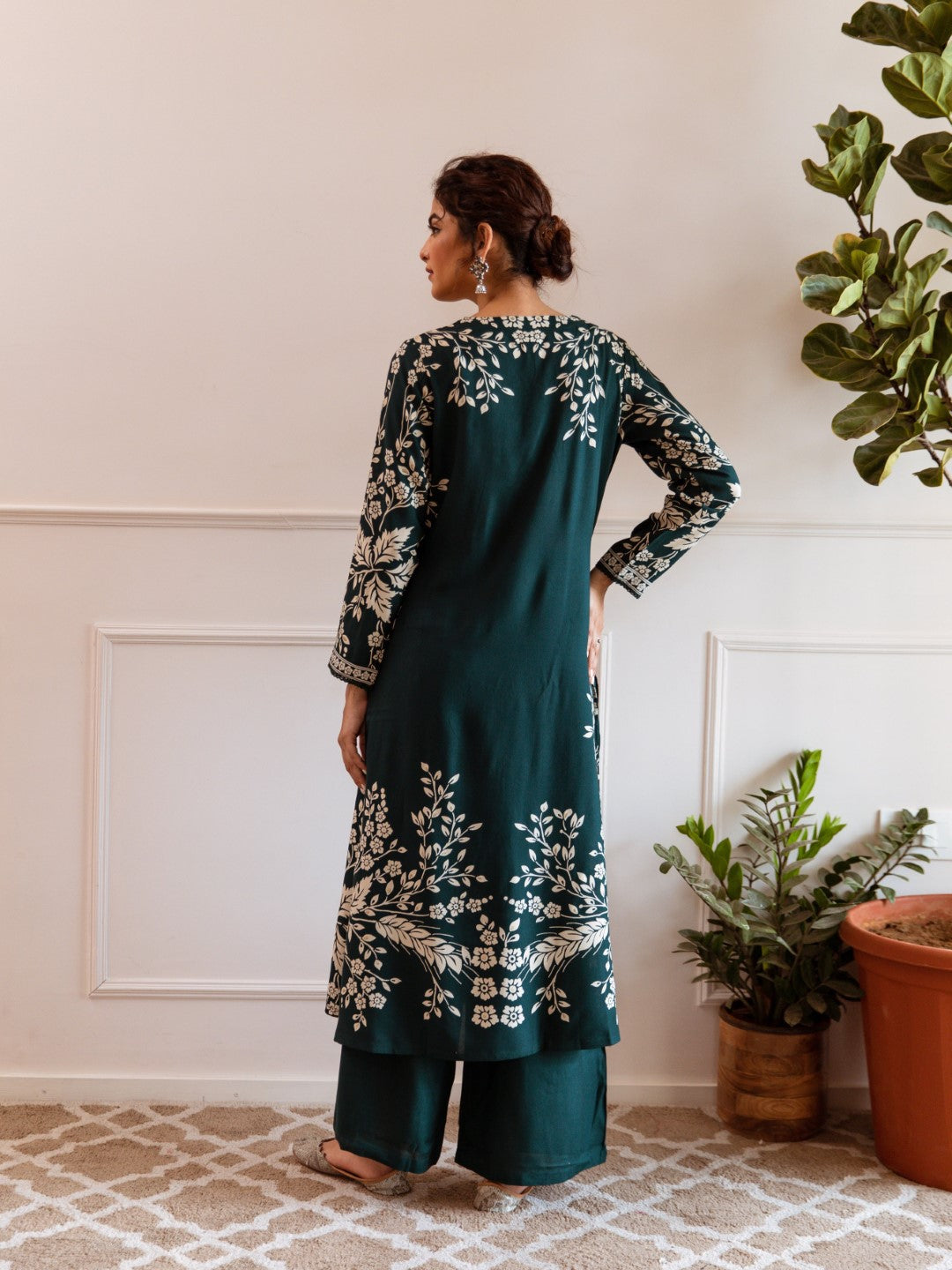Aruna Shamrock Kurta Pant Set