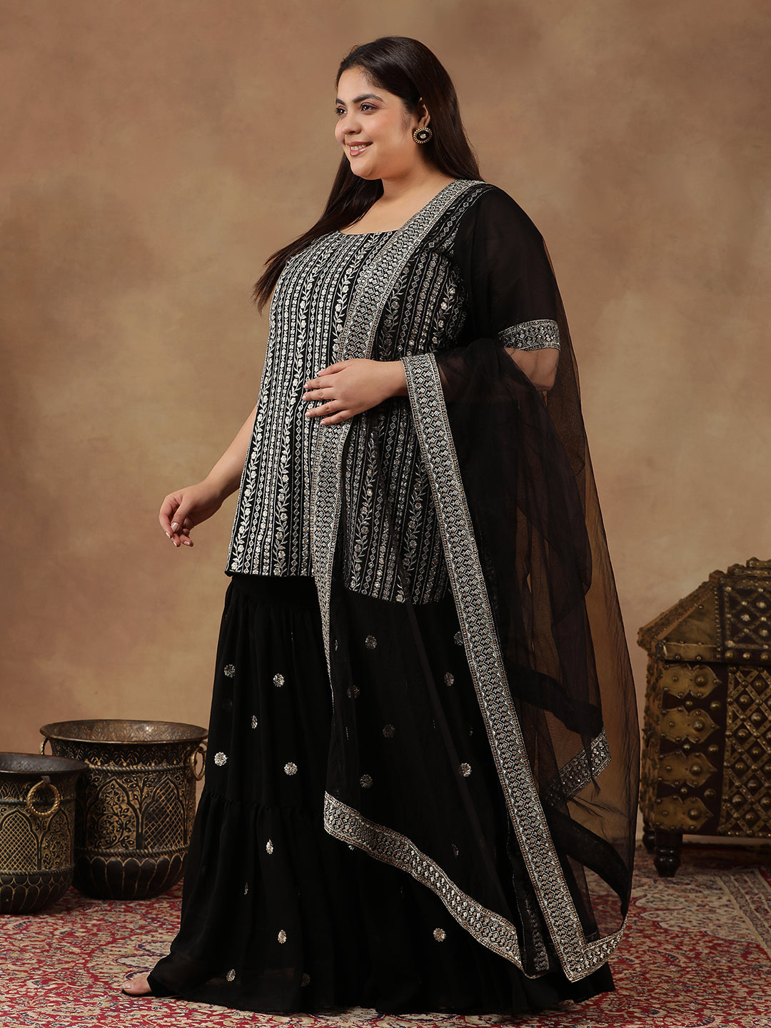 Plus Size Floral Embroidered Thread Work Straight Kurta With Sharara & Dupatta - ID