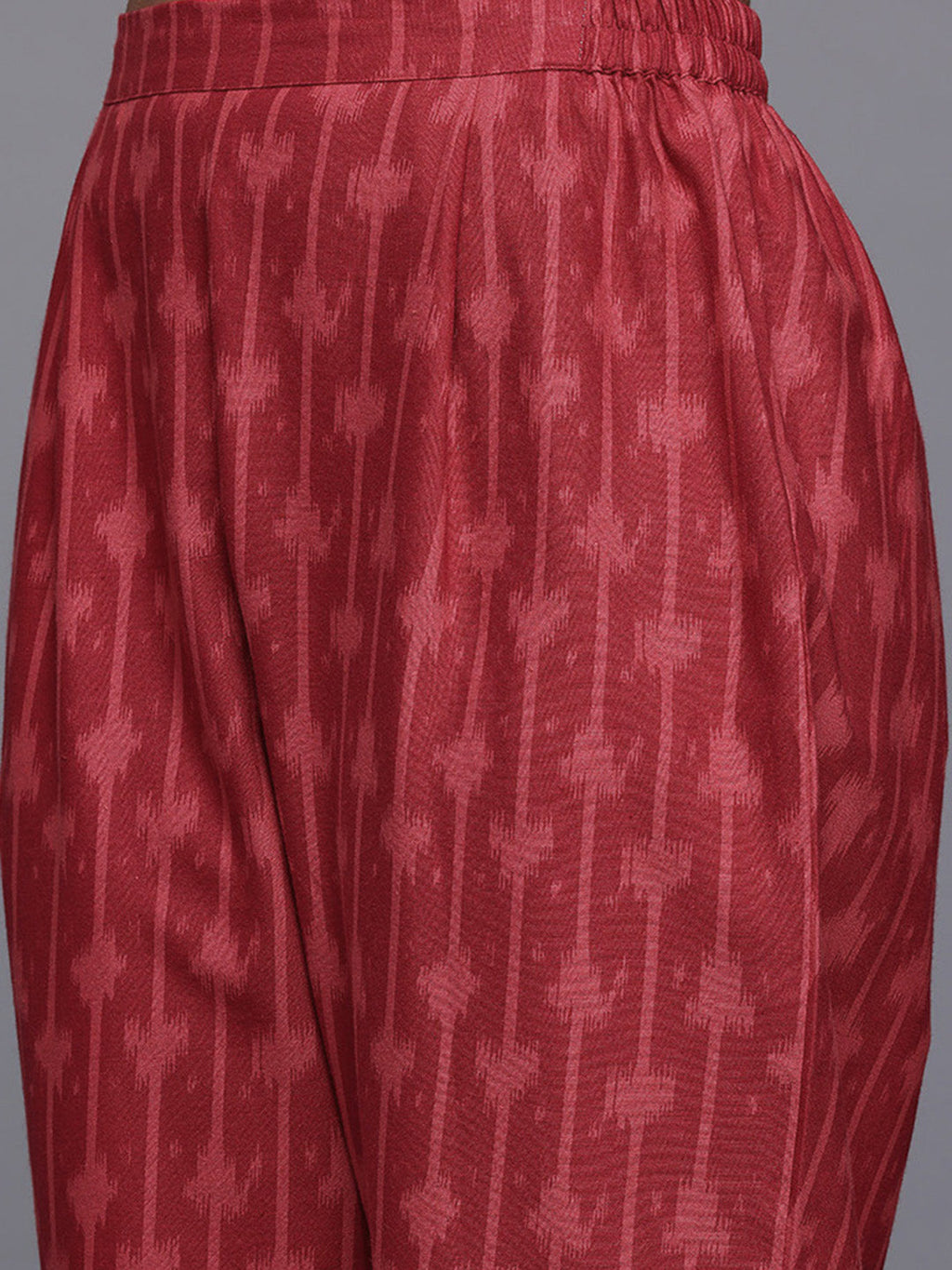 Ahalyaa Women Printed Pure Cotton Kurta with Trousers-AH