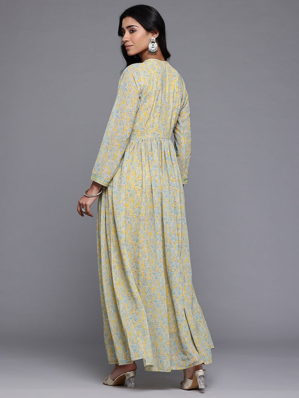 Ahalyaa Paisley Printed High Slit Kurta with Trousers-AH