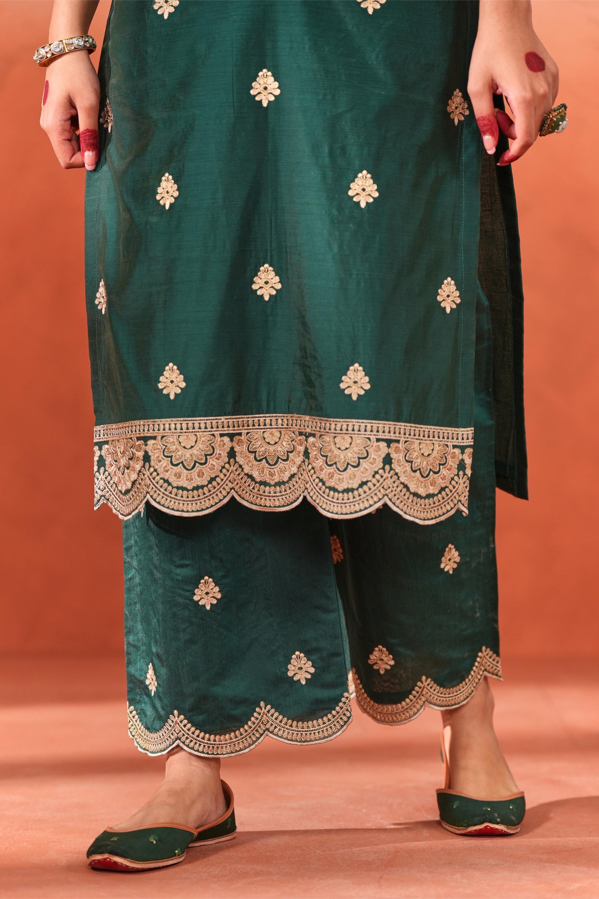 Taazgi - Green Embroidered Chanderi Suit Set- NV