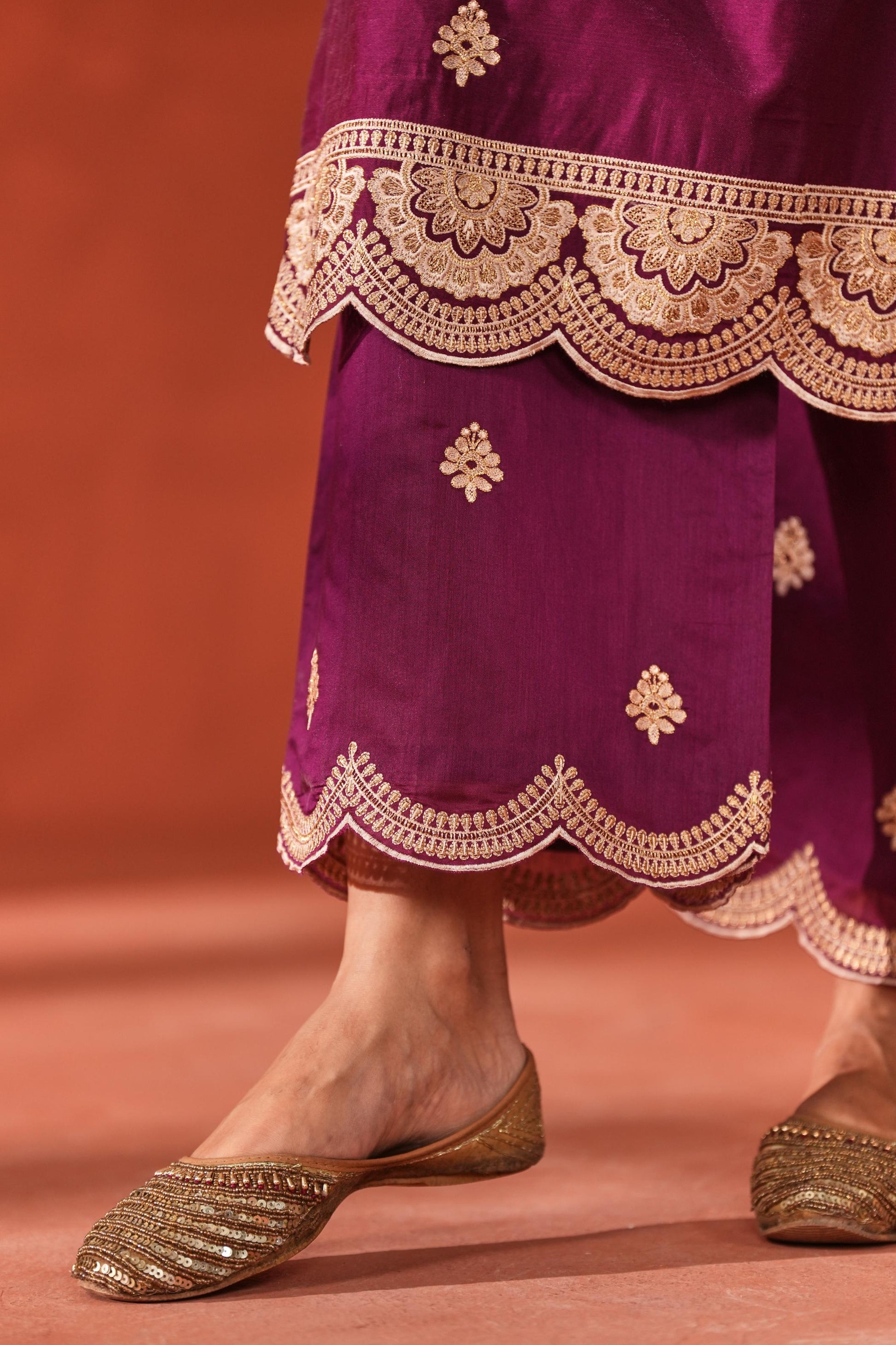 Raatrani - Wine Embroidered Chanderi Suit Set- NV