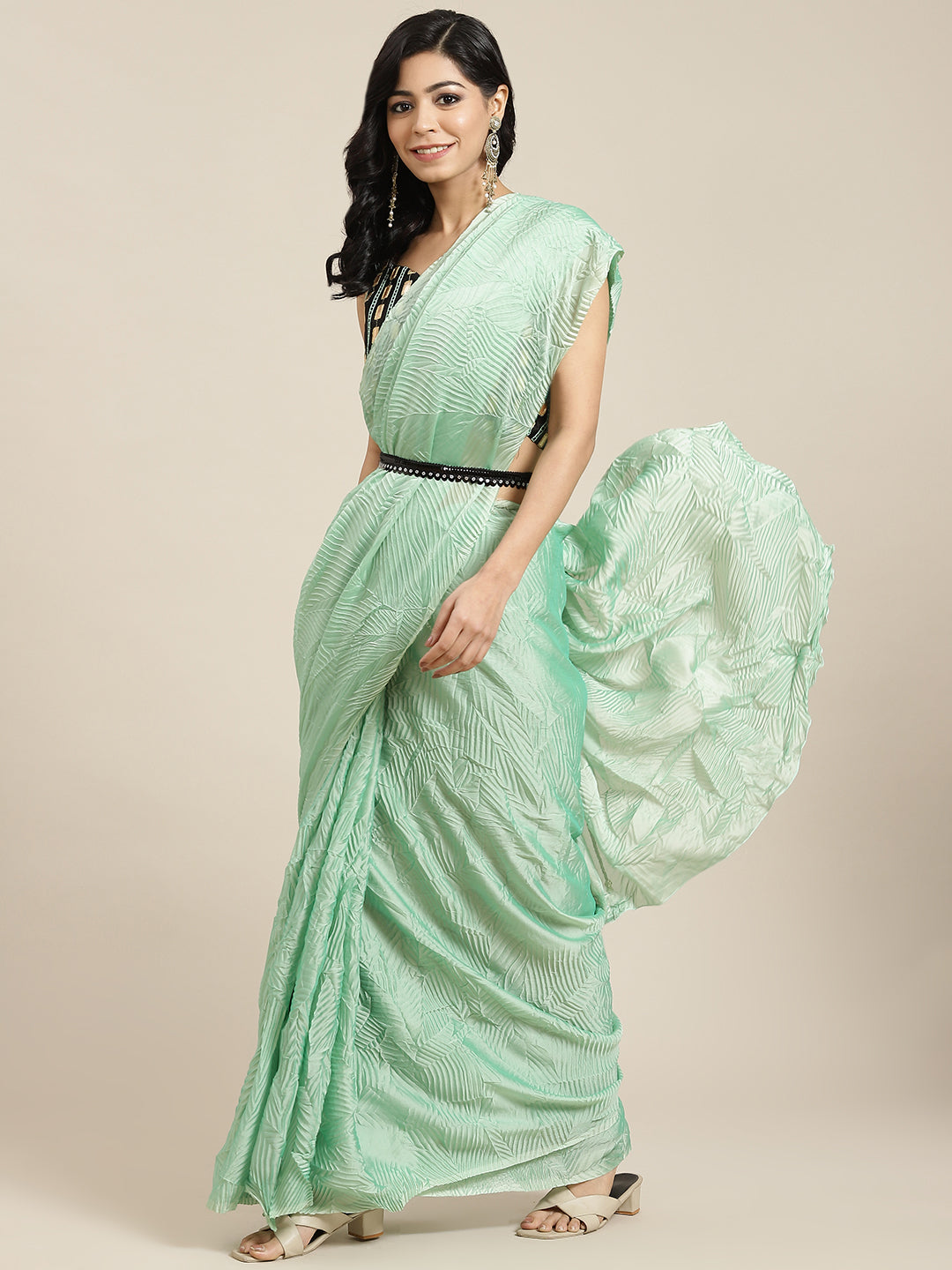 Georgette Green Solid BeltedSarees With Blouse Piece