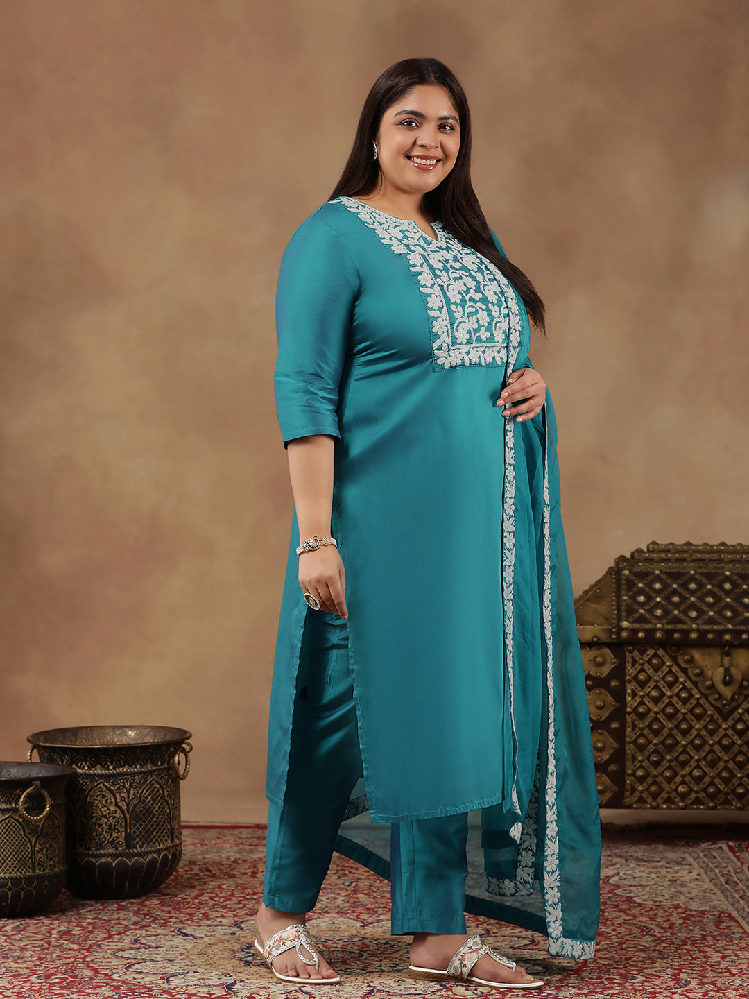 Plus Size  Floral Yoke Design Thread Work Straight Kurta With Trouser & Dupatta - ID