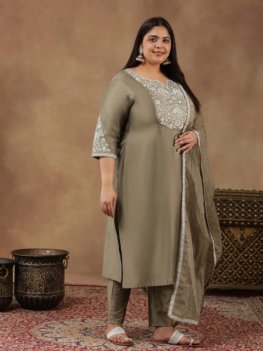 Plus Size Floral Embroidered Thread Work Kurta With Trousers & Dupatta - ID