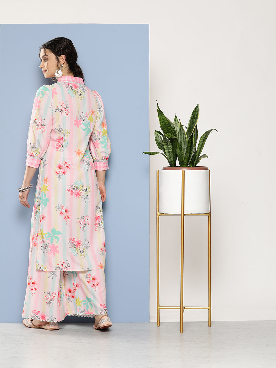 Pink Floral Printed Gotta Patti Kurta with Palazzos