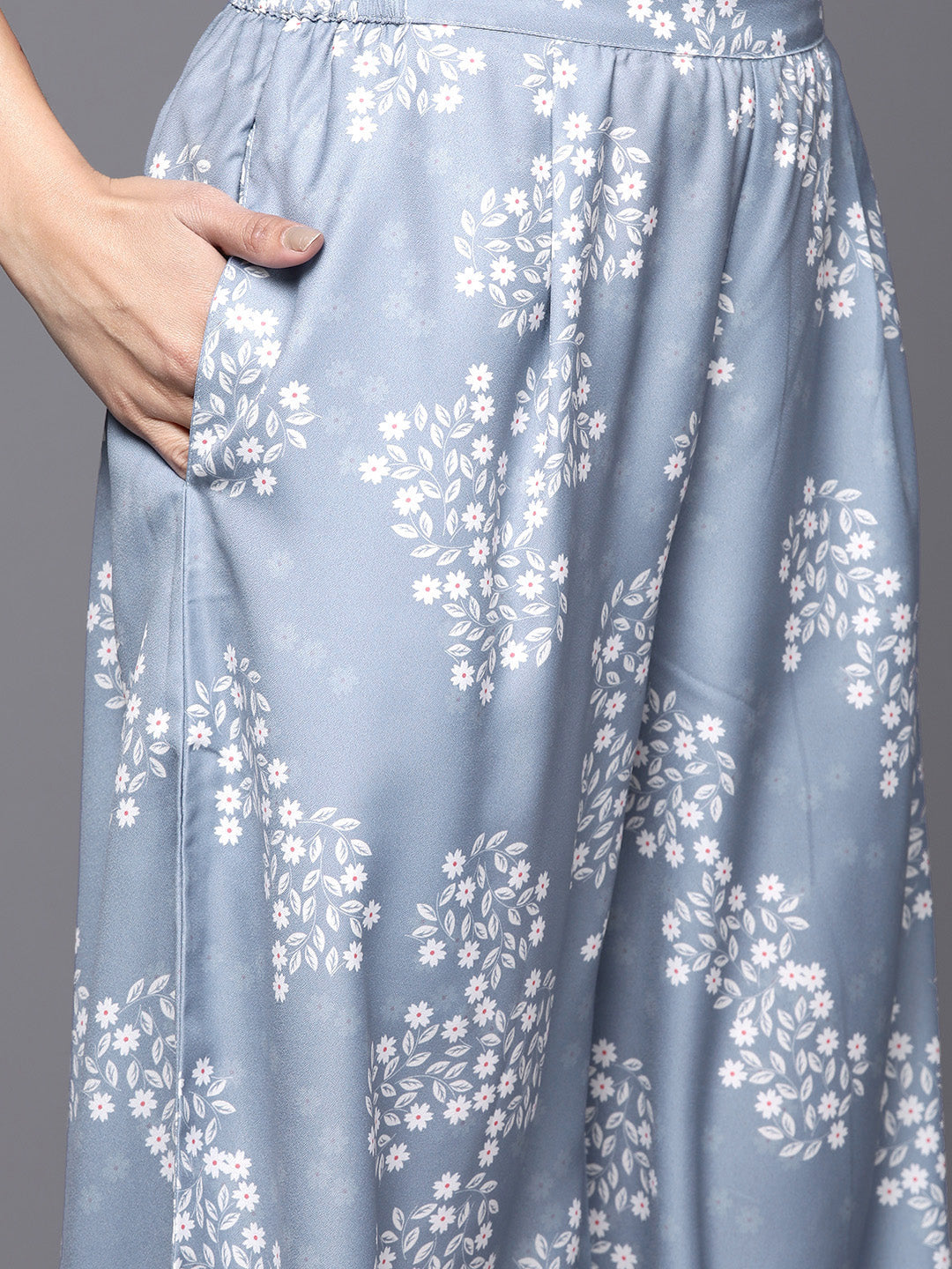 Blue Embroidered Floral Printed Co-ords