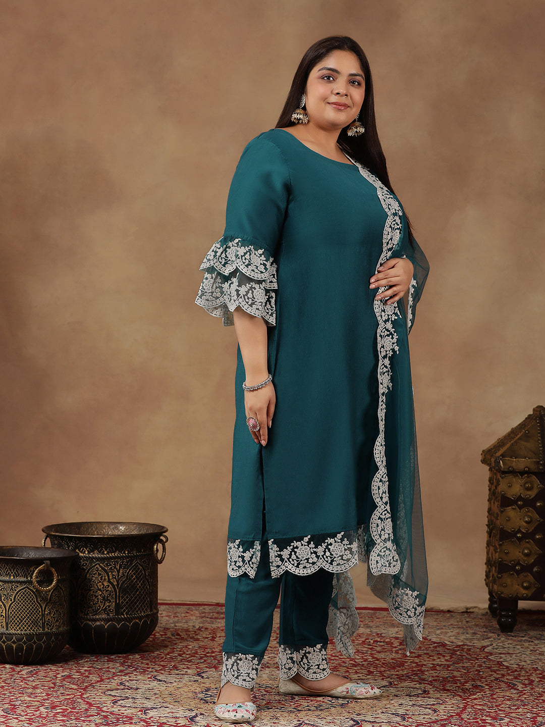 Plus Size Embroidered Thread Work Straight Kurta With Trousers & Dupatta - ID