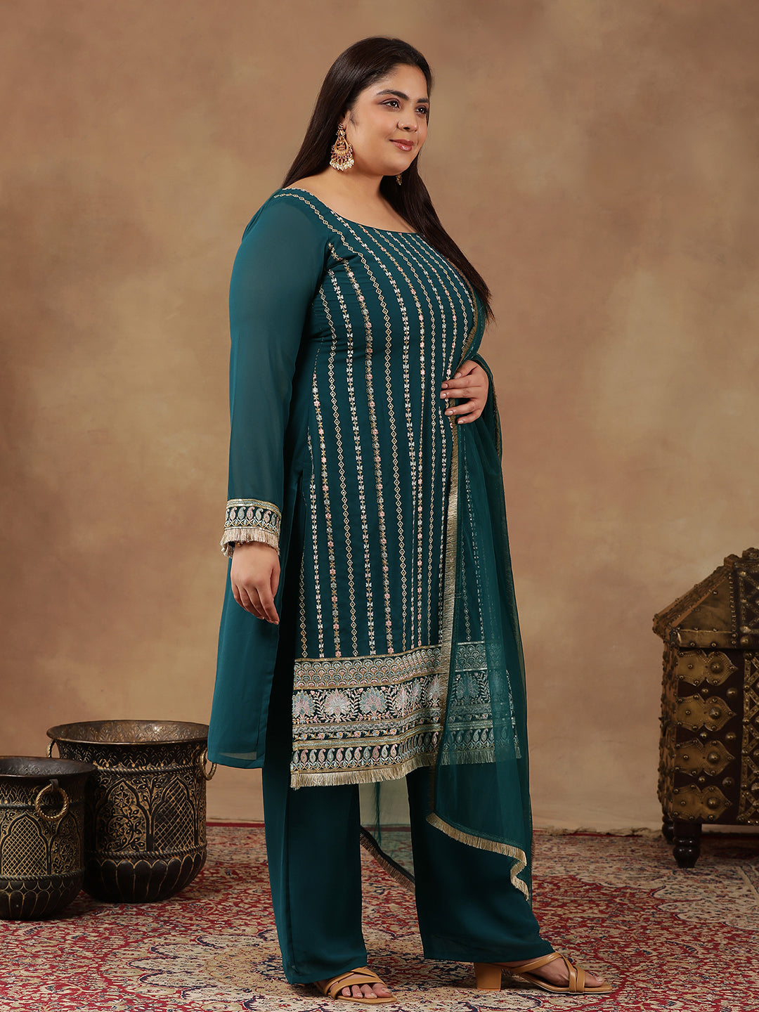 Women Ethnic Motifs Embroidered Regular Thread Work Kurta with Palazzos & With Dupatta - ID