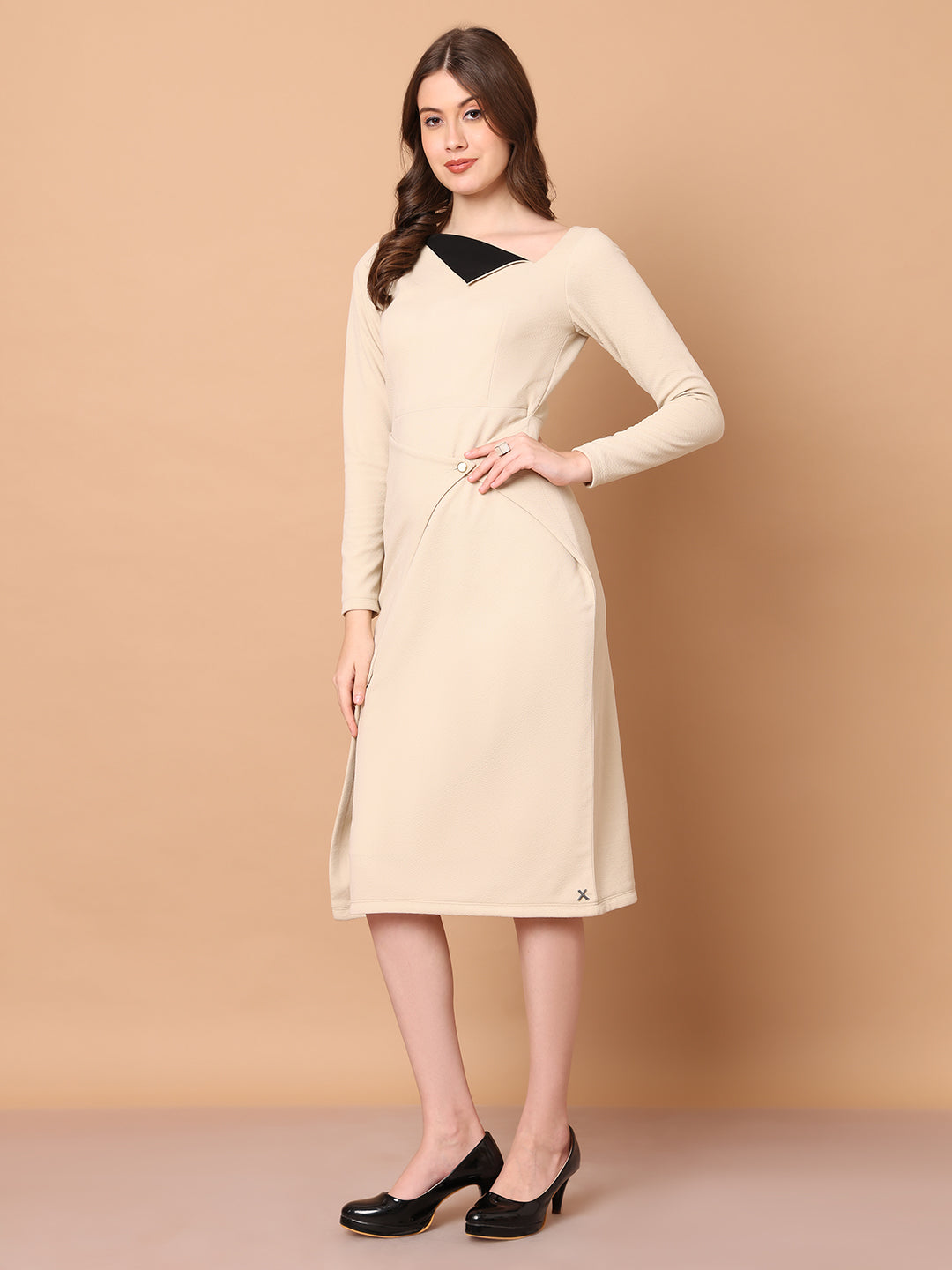 Exude Feminine Flair Front Fold Wrap Dress