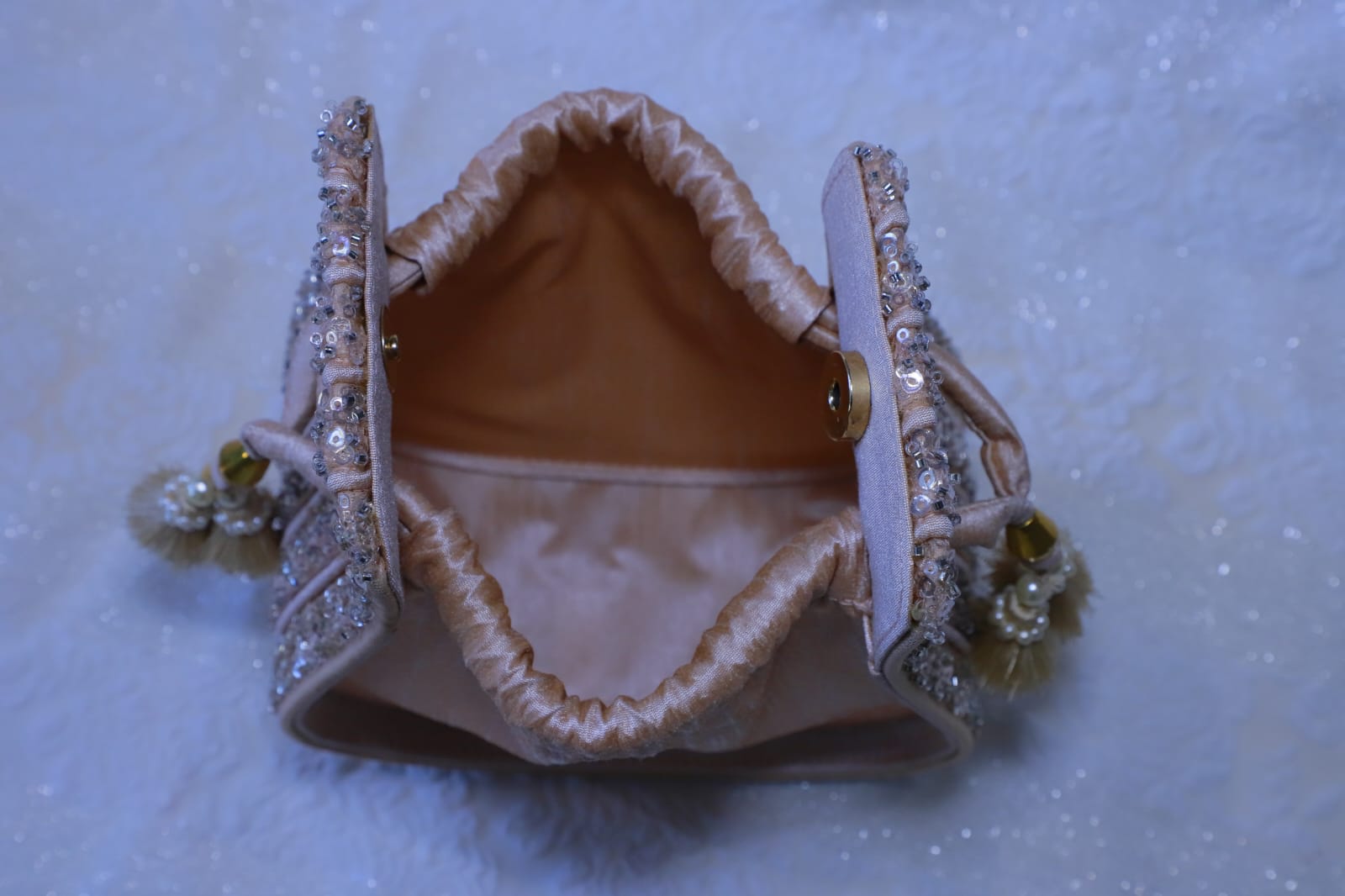 Sequence Work Heavy Embroidery Silk Pull String Peach Women Handbag
