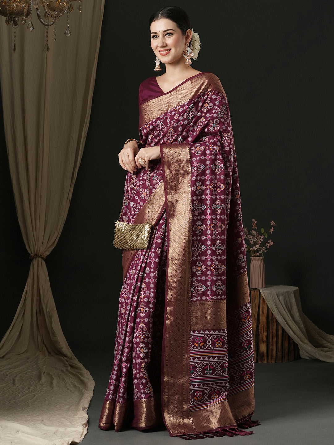 Silk Blend Magenta Woven Design Designer Saree With Blouse