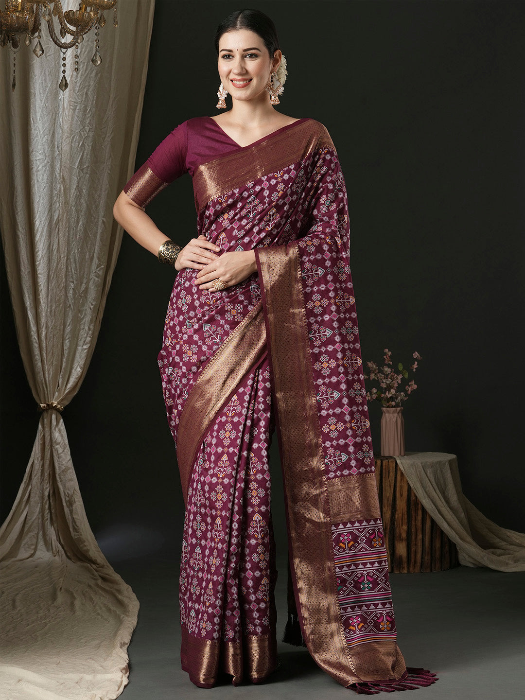 Silk Blend Magenta Woven Design Designer Saree With Blouse