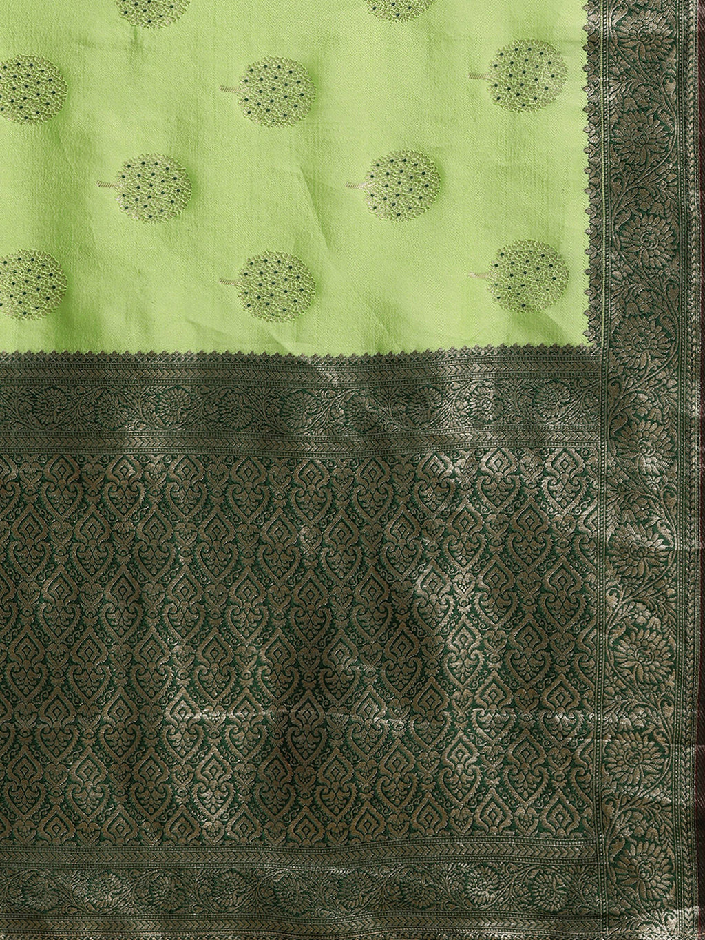 Silk Blend Green WovenDesign DesignerSaree With Blouse Piece